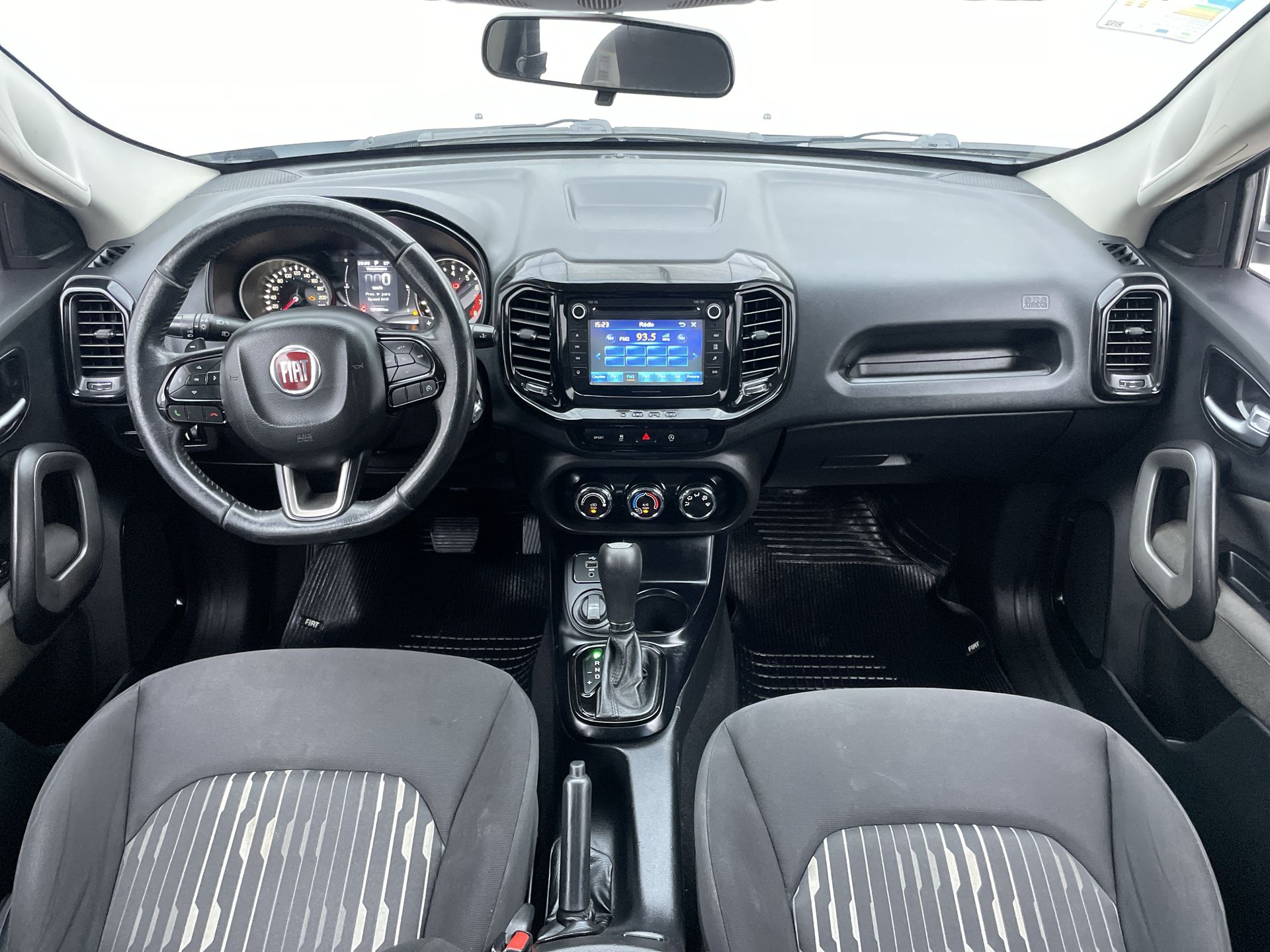 Fiat-TORO-Toro Freedom 2.4 16V Flex Aut.