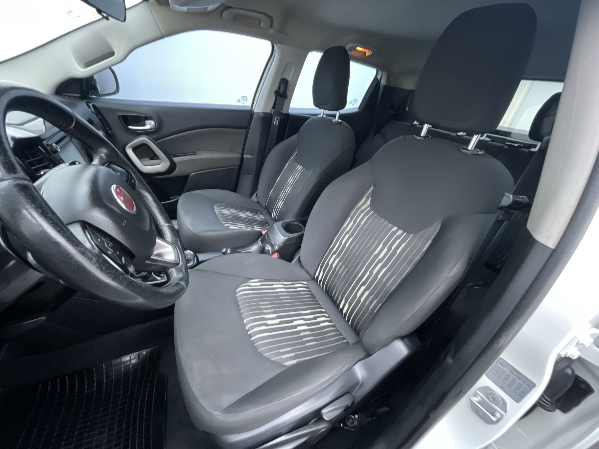 Fiat-TORO-Toro Freedom 2.4 16V Flex Aut.