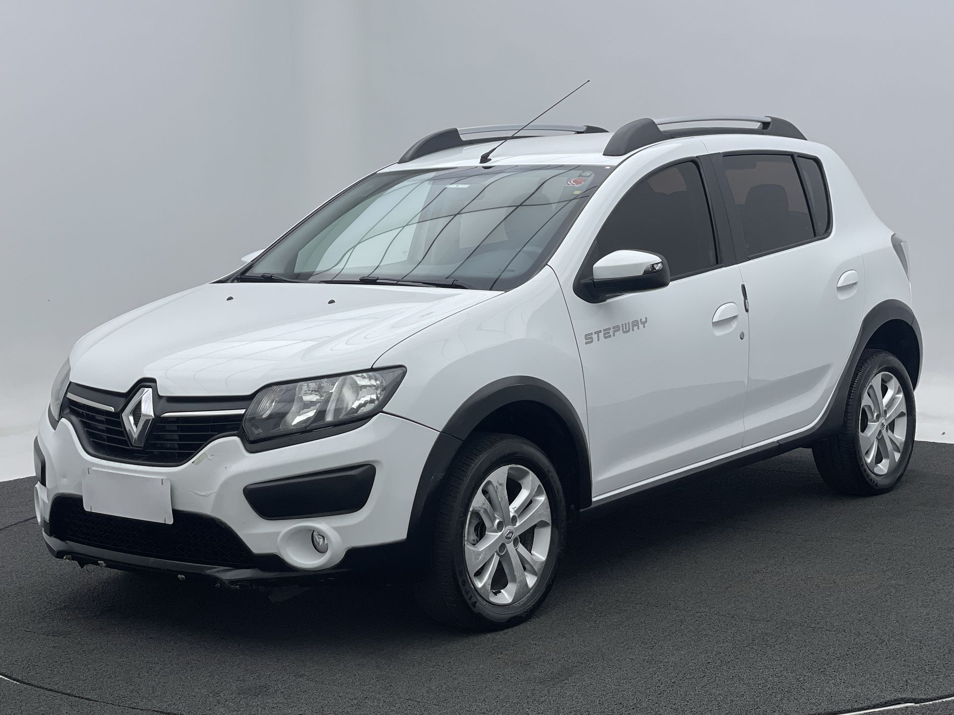 Renault-SANDERO-SANDERO STEPWAY Hi-Power 1.6 8V 5p