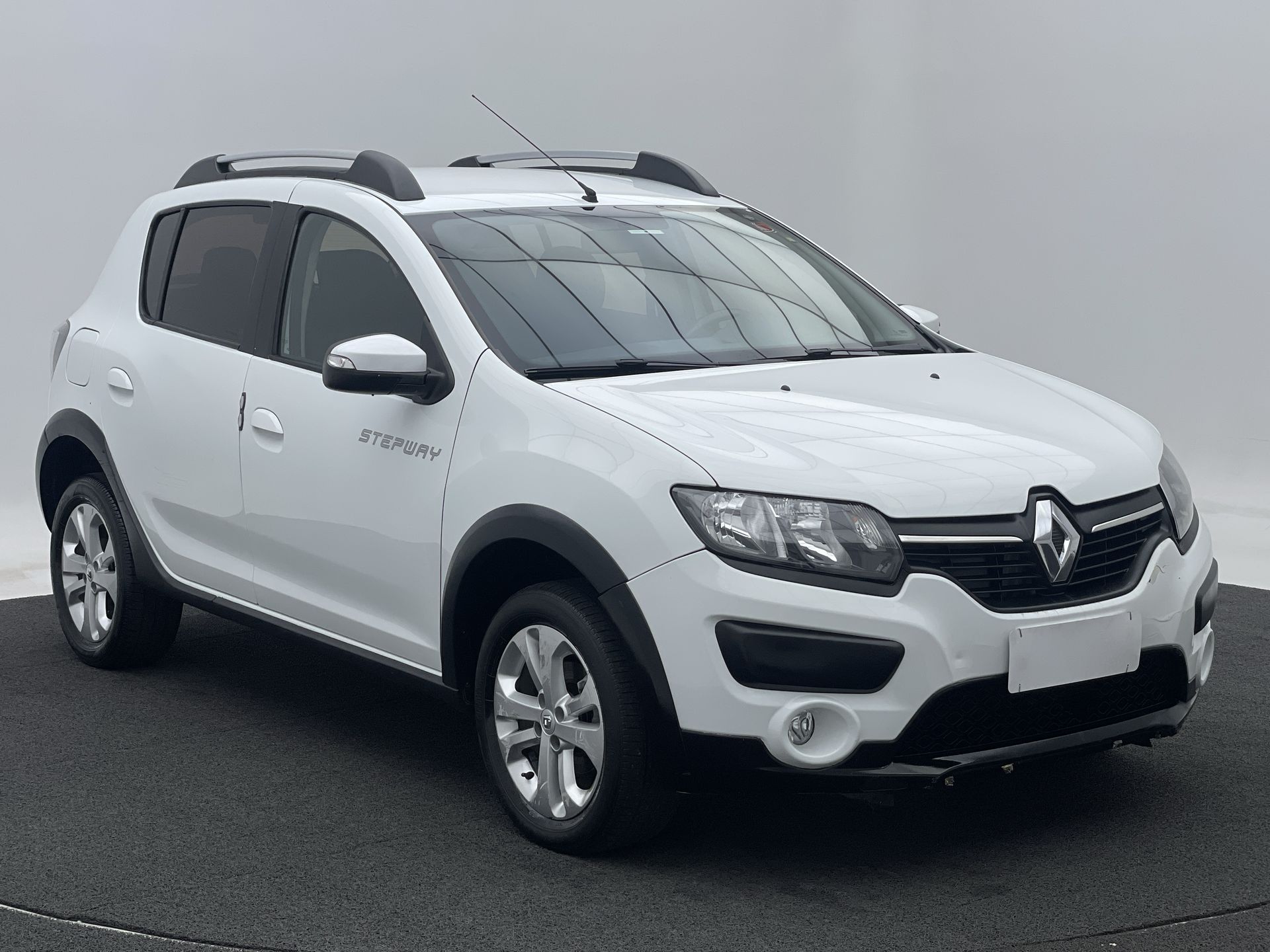 Renault-SANDERO-SANDERO STEPWAY Hi-Power 1.6 8V 5p