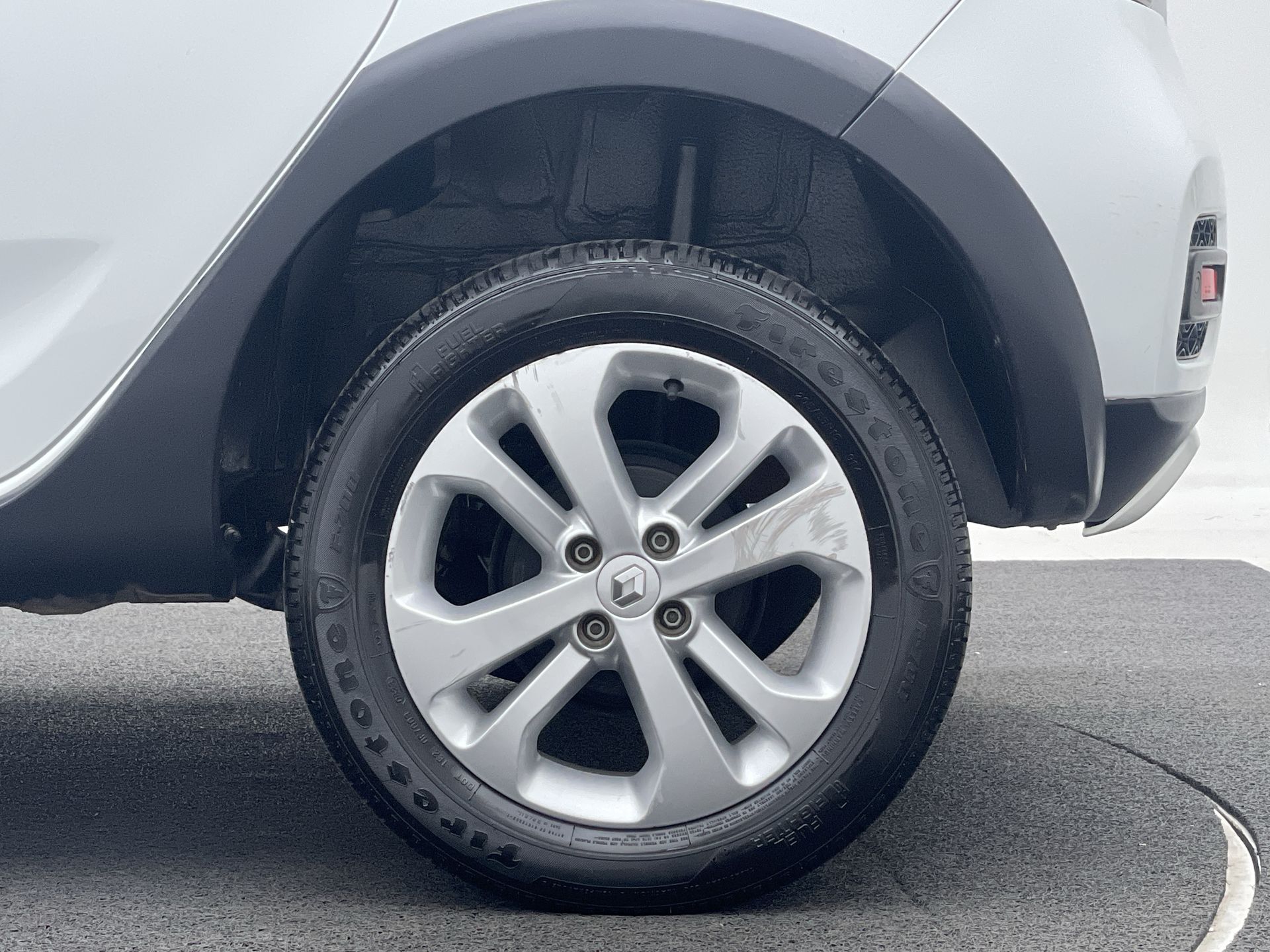 sandero stepway hi-power 1.6 8v 5p