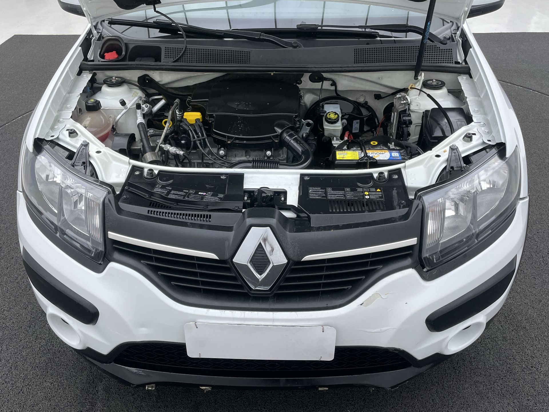 Renault-SANDERO-SANDERO STEPWAY Hi-Power 1.6 8V 5p