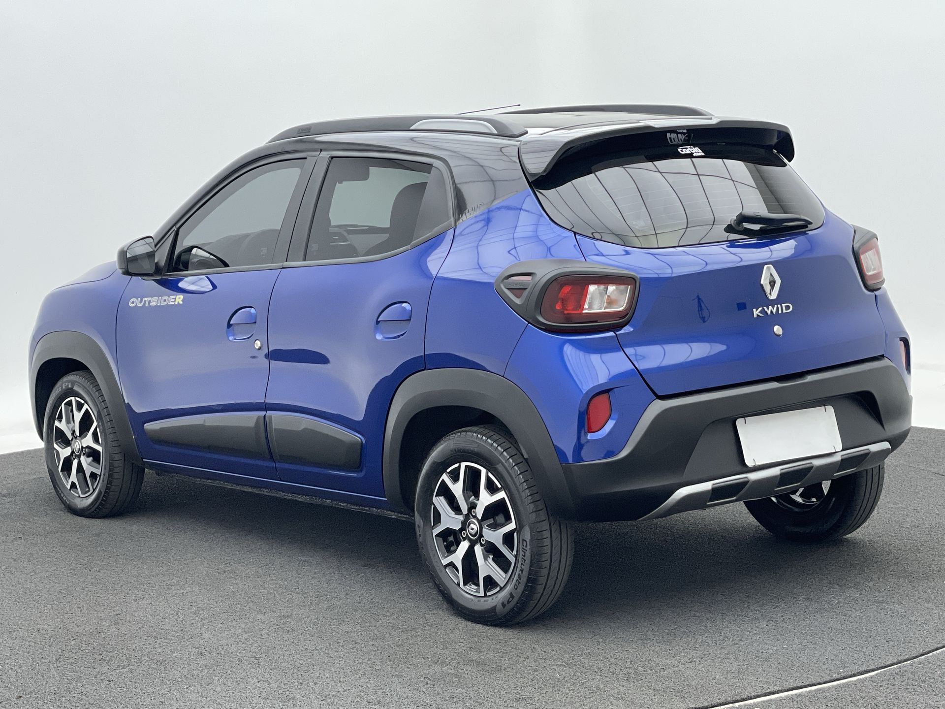 Renault-KWID-KWID OUTSIDER 1.0 Flex 12V 5p Mec.