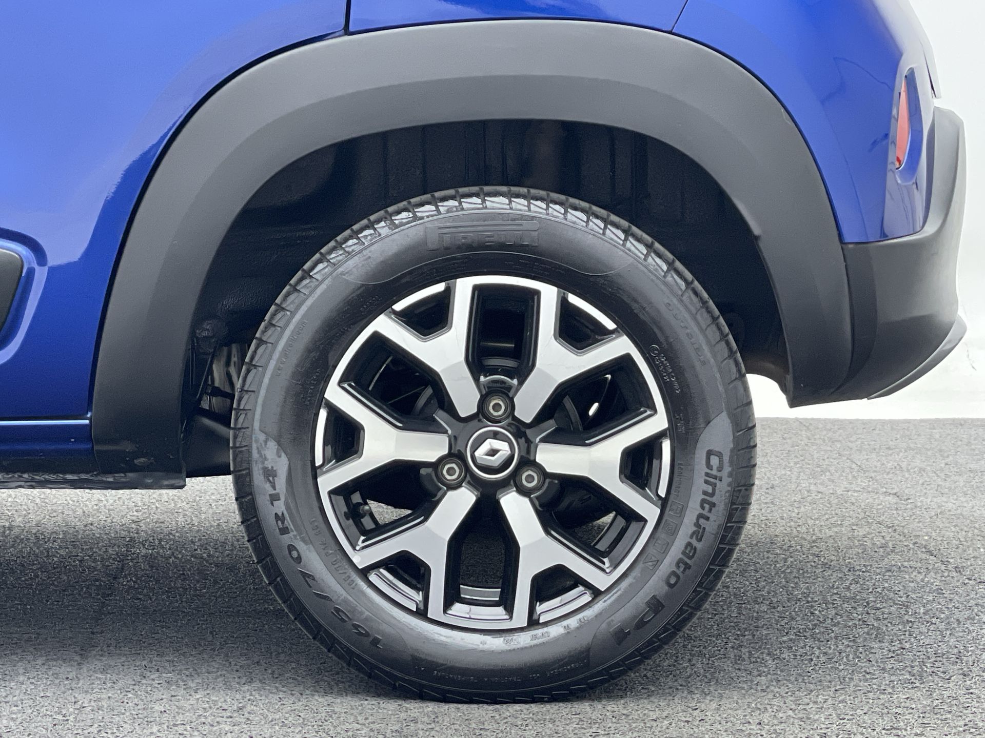 Renault-KWID-KWID OUTSIDER 1.0 Flex 12V 5p Mec.