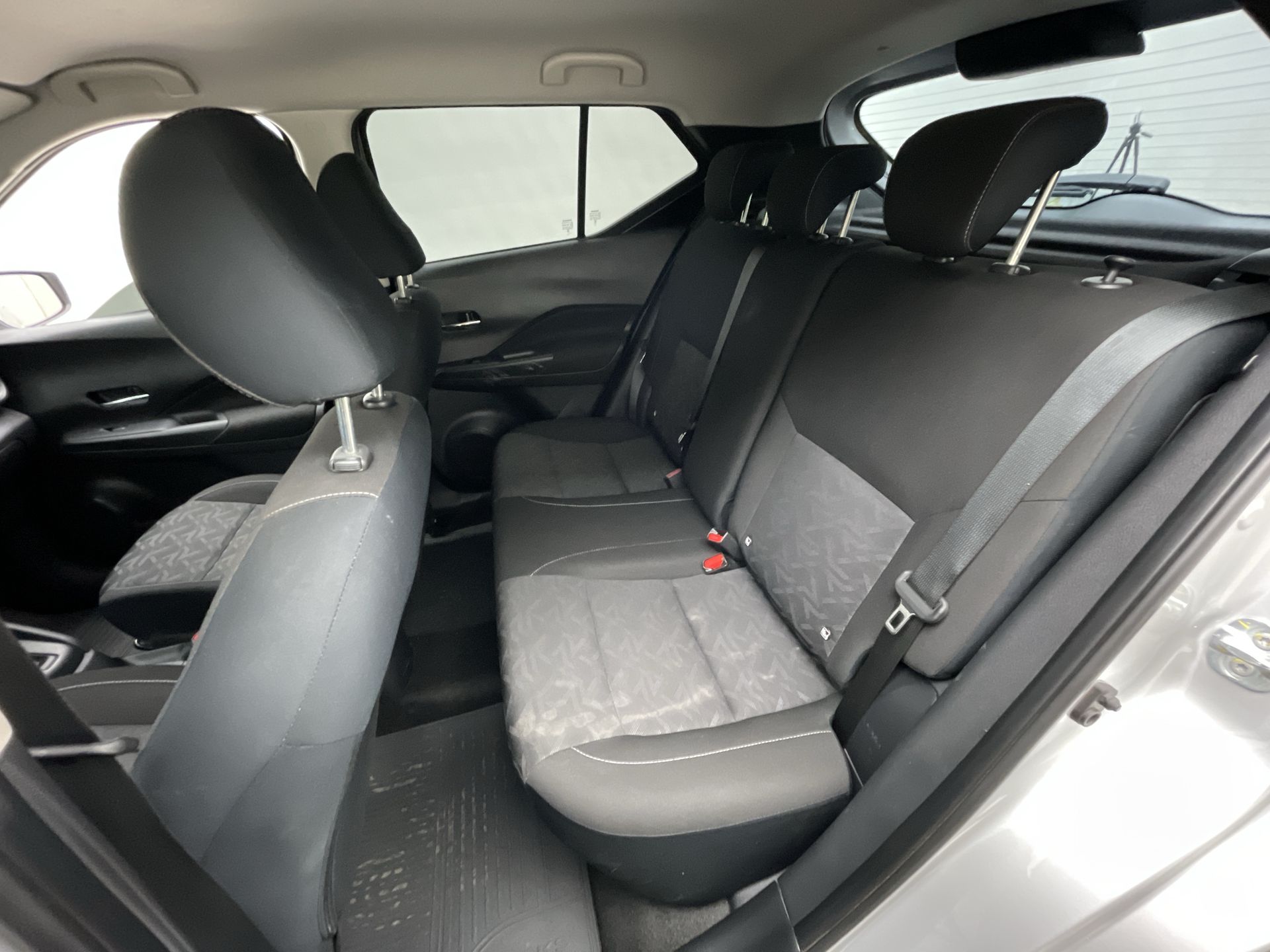 kicks sense 1.6 16v flex aut.