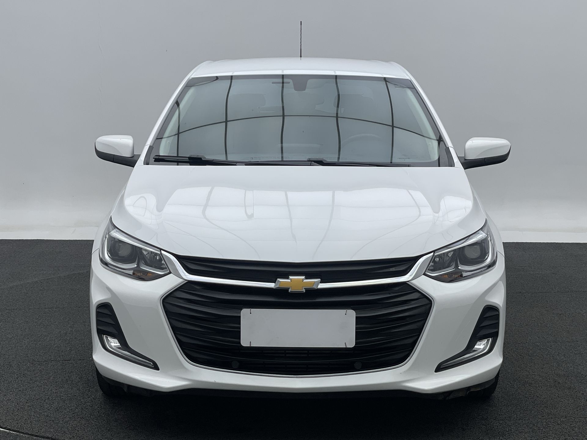 GM - Chevrolet-ONIX-ONIX HATCH PREM. 1.0 12V TB Flex 5p Aut.