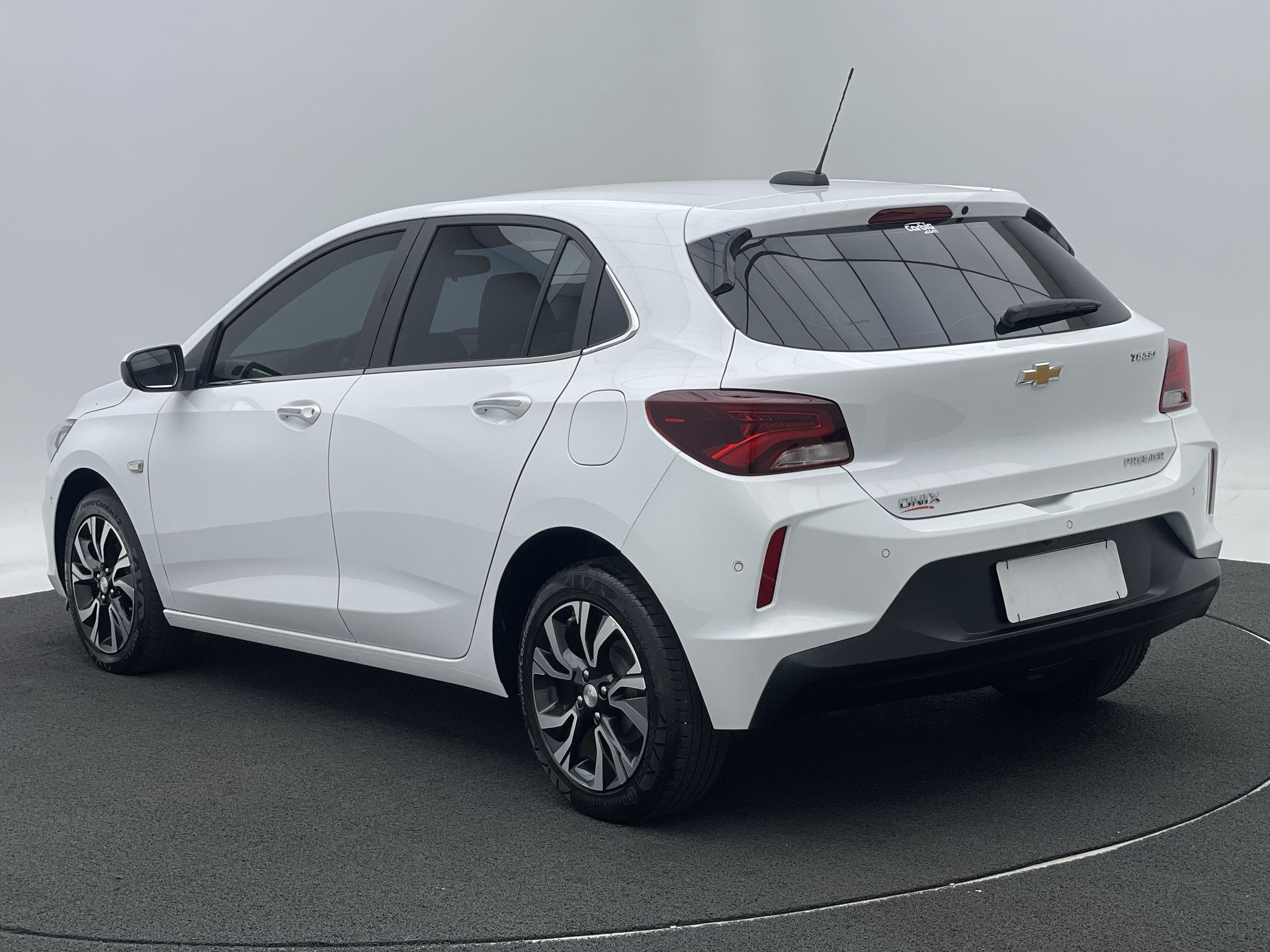 GM - Chevrolet-ONIX-ONIX HATCH PREM. 1.0 12V TB Flex 5p Aut.