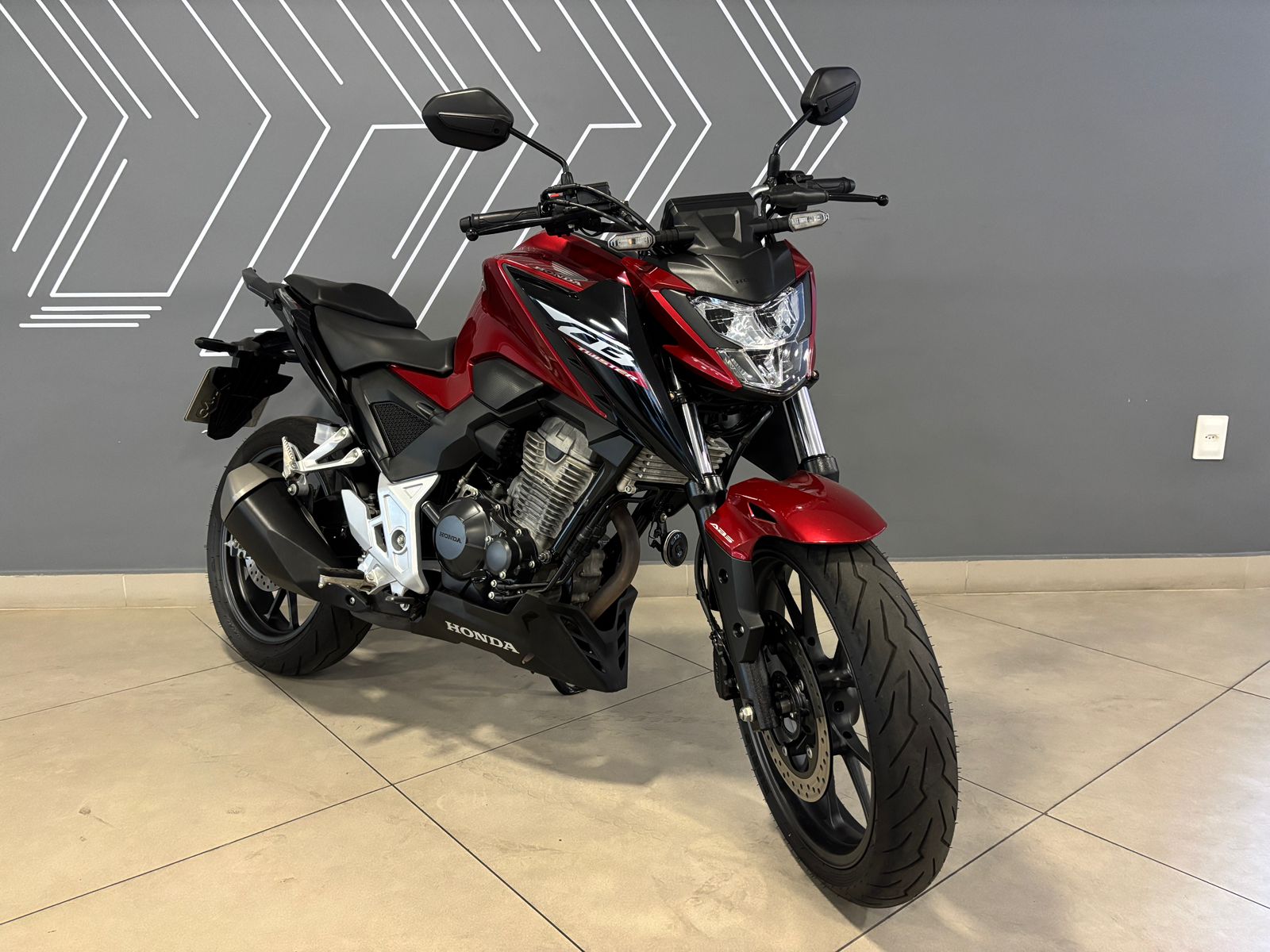 CB 300F Twister Flex