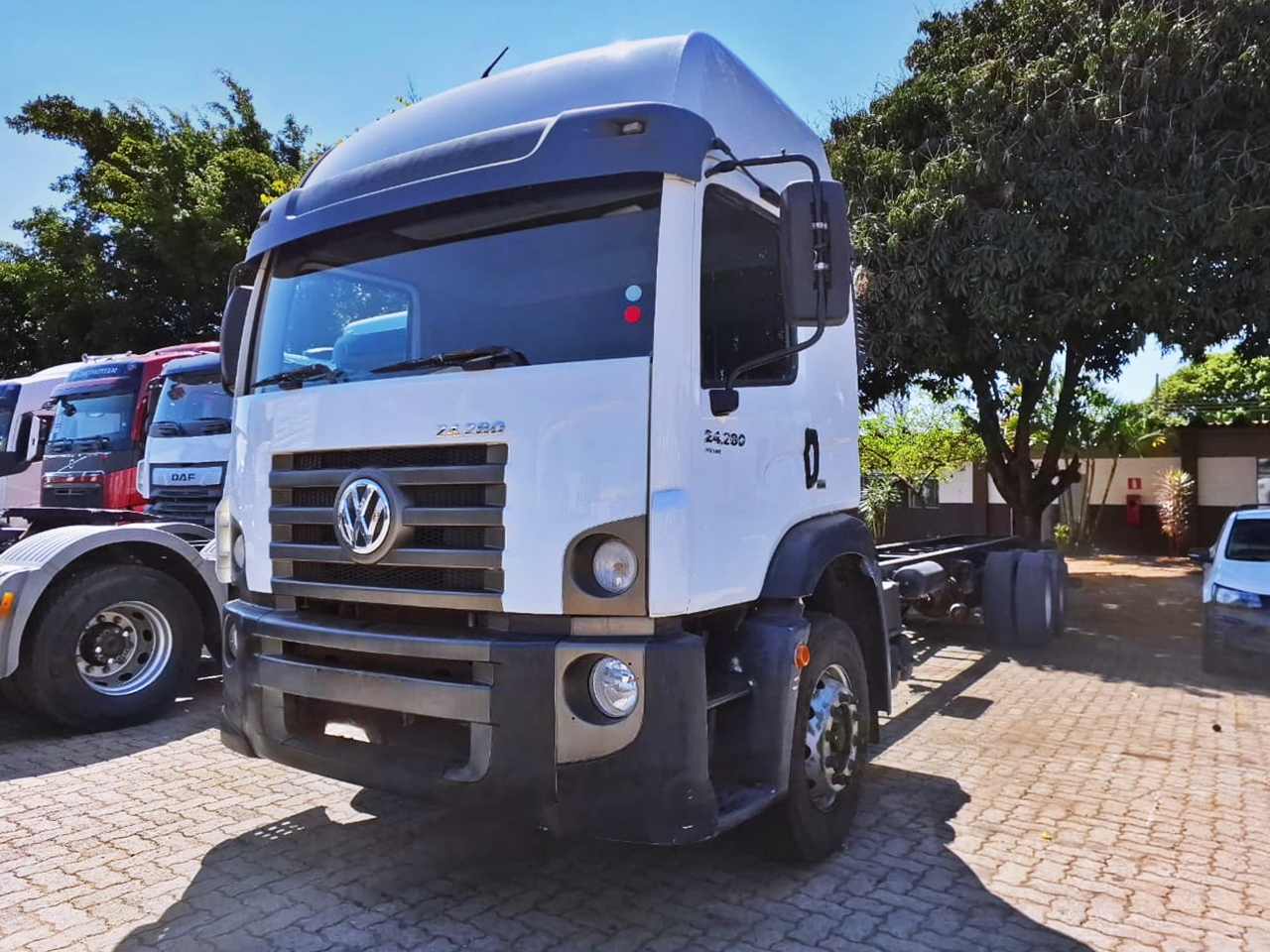 24-280 E Constel. 6x2 2p (diesel)(E5)