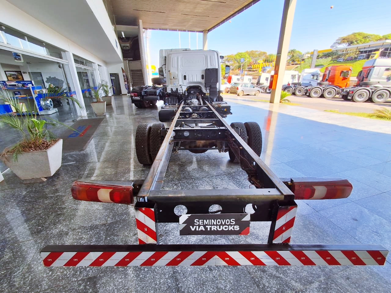 MERCEDES-BENZ-Accelo-Accelo 815 2p (diesel) (E5)