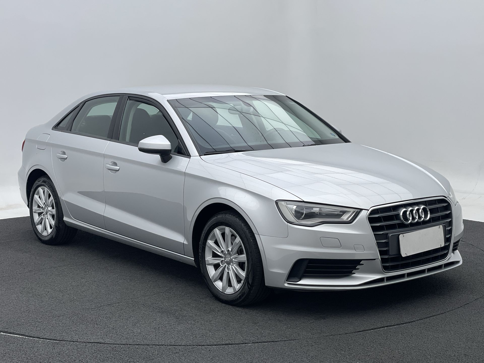Audi-A3-A3 Sedan 1.4/ Attra. 16V TB FSI S-tronic