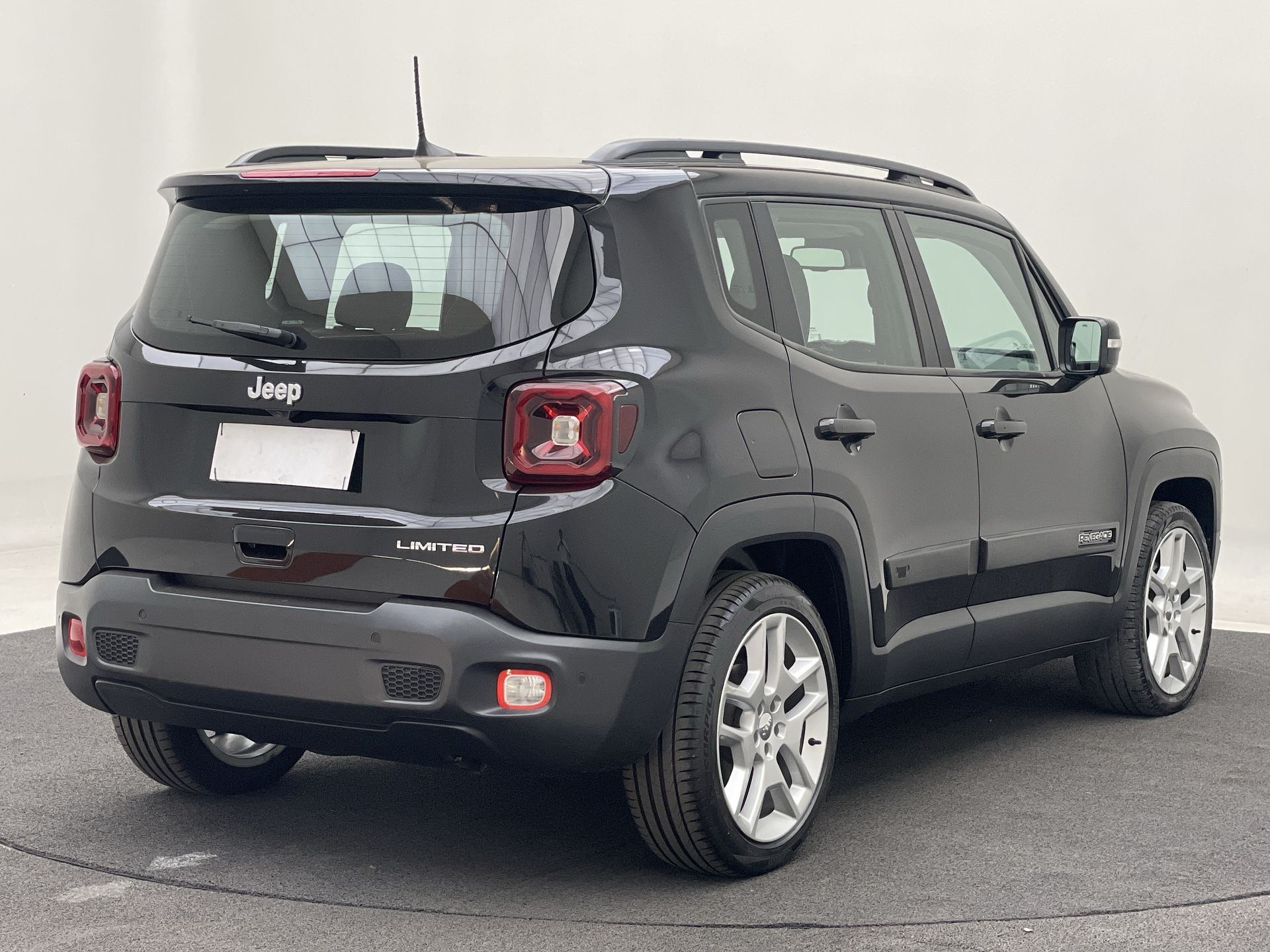 Jeep-RENEGADE-Renegade Limited 1.8 4X2 Flex 16V Aut.