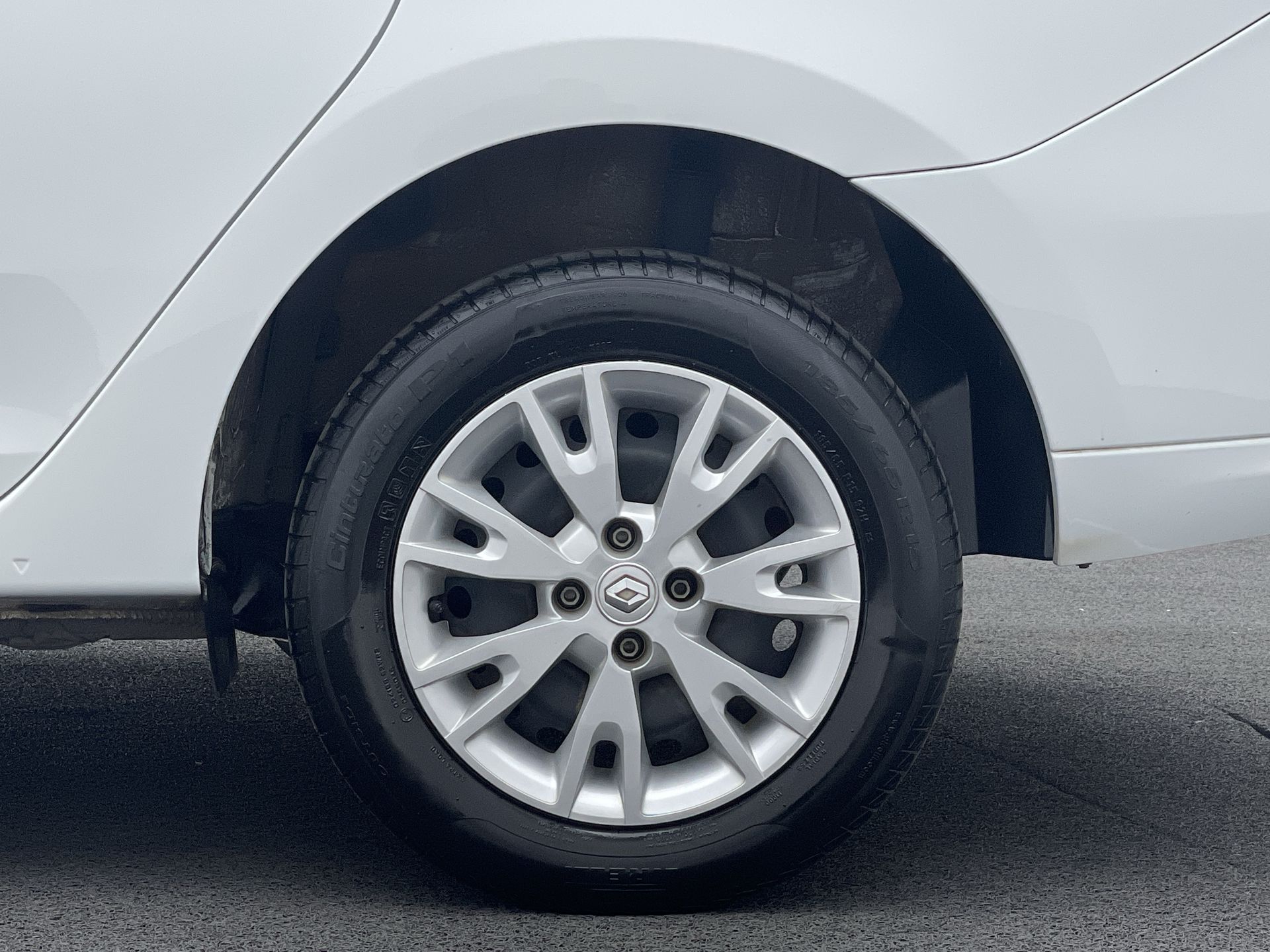Renault-LOGAN-LOGAN Zen Flex 1.0 12V 4p Mec.
