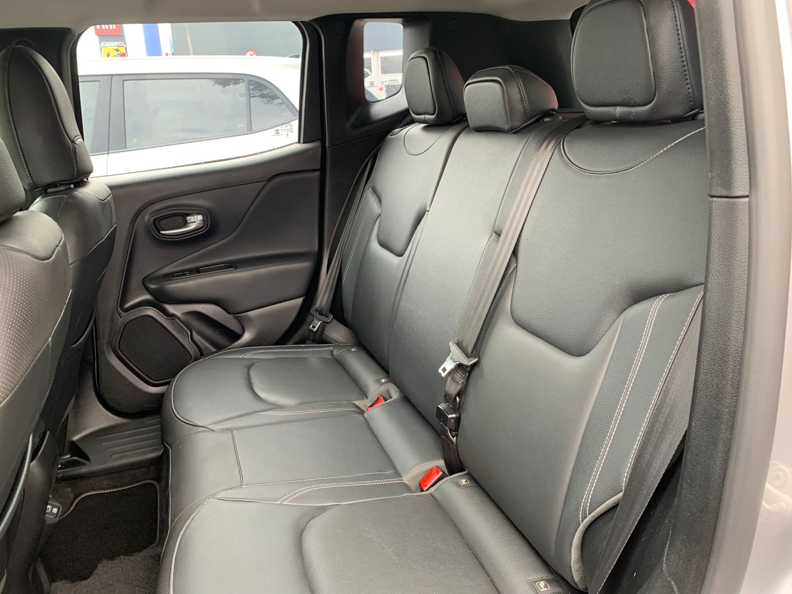 Jeep-RENEGADE-Renegade Long. T270 1.3 TB 4x2 Flex Aut.