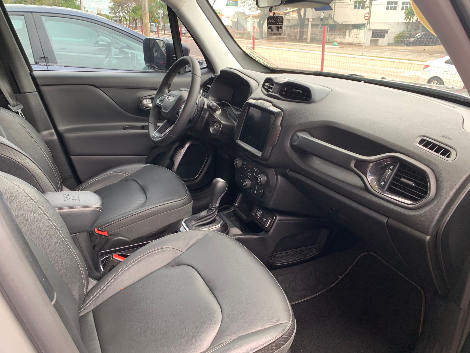 Jeep-RENEGADE-Renegade Long. T270 1.3 TB 4x2 Flex Aut.