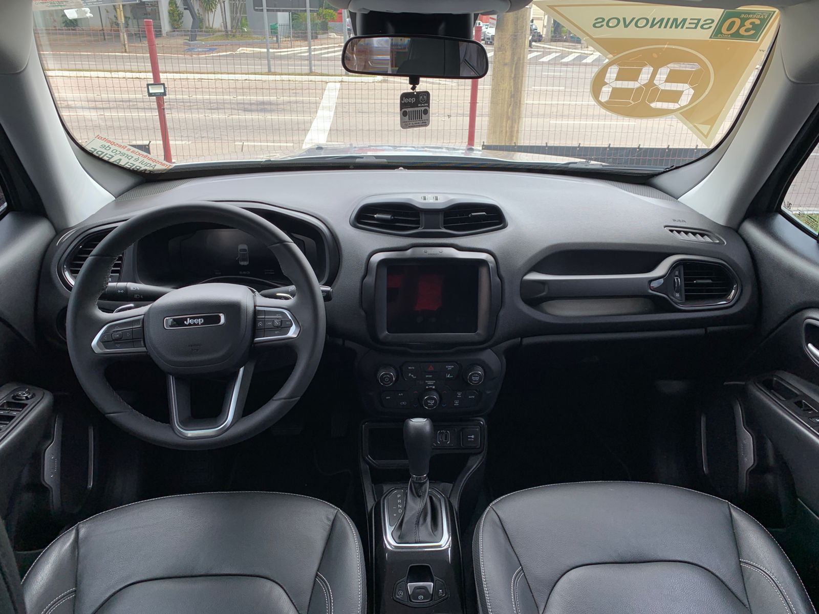 Jeep-RENEGADE-Renegade Long. T270 1.3 TB 4x2 Flex Aut.