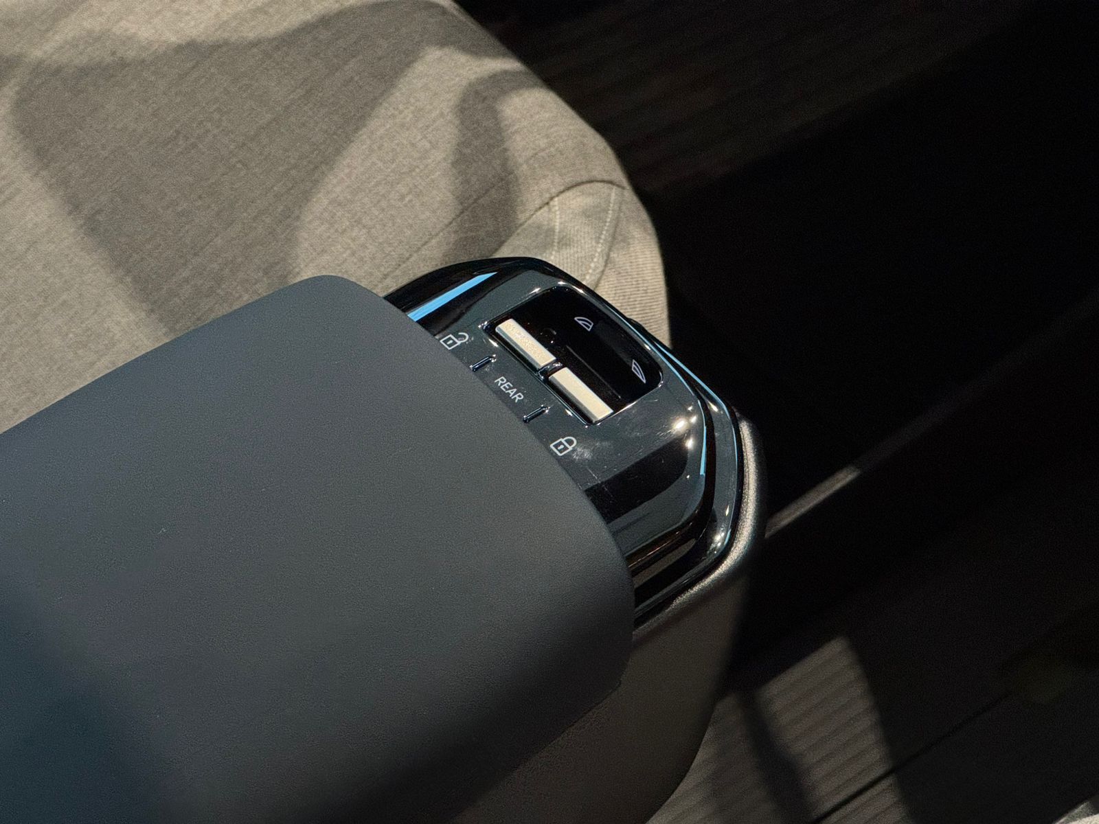 Volvo-EX30-EX30 E60 Ultra (Elétrico)