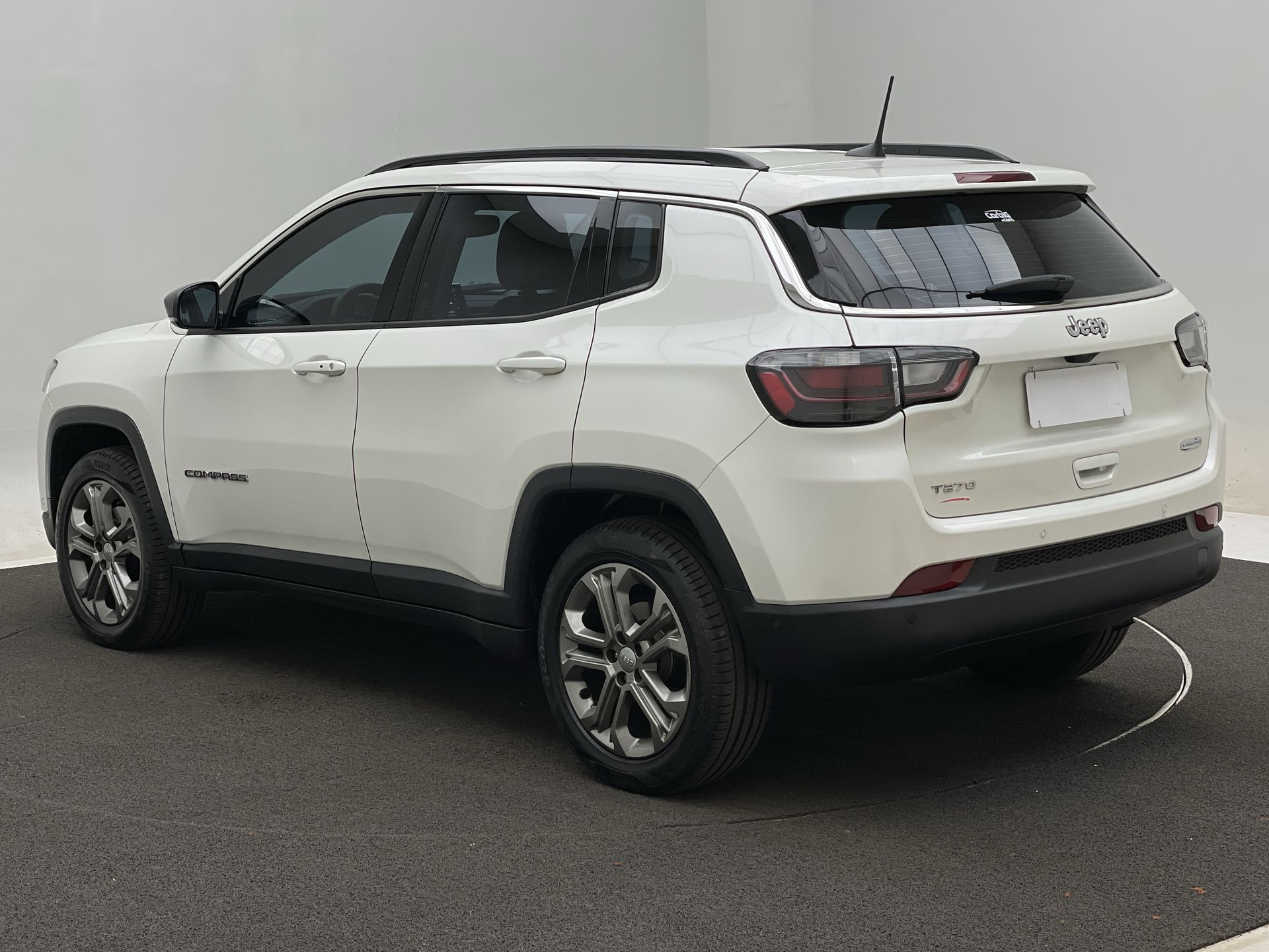 Jeep-COMPASS-COMPASS LONG. T270 1.3 TB 4x2 Flex Aut.