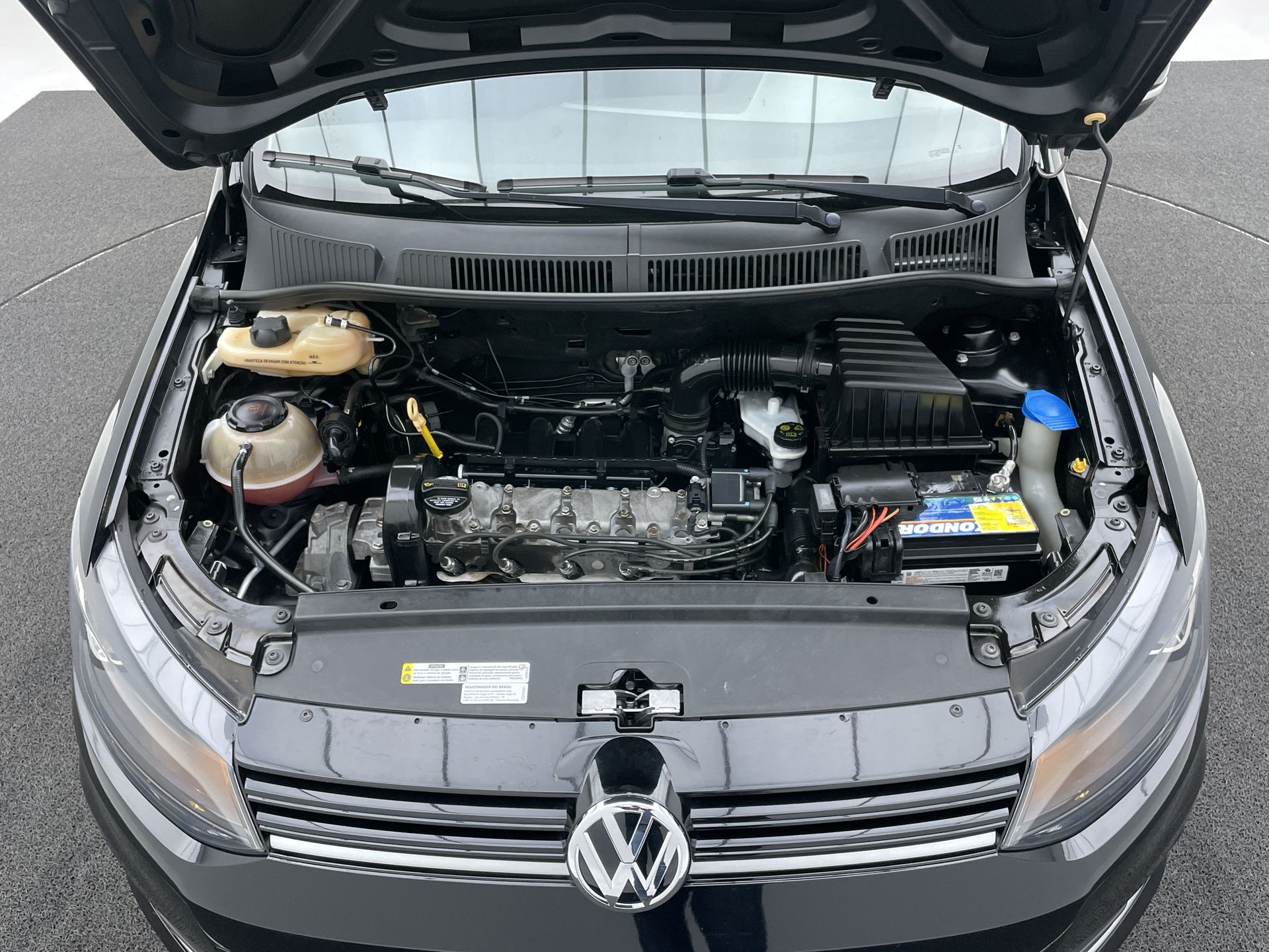 VW - Volkswagen-Fox-Fox Connect 1.6 Flex 8V 5p