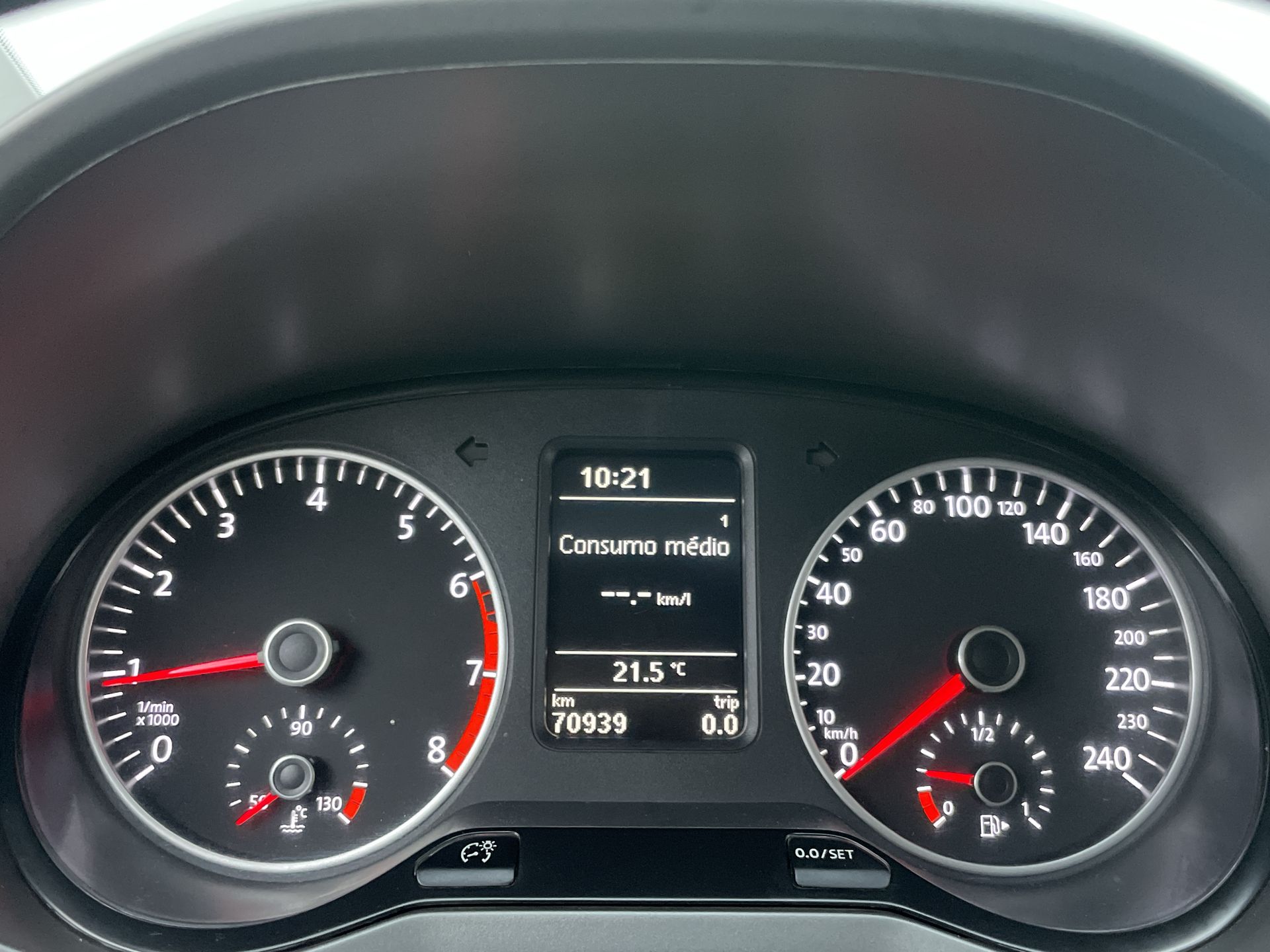VW - Volkswagen-Fox-Fox Connect 1.6 Flex 8V 5p