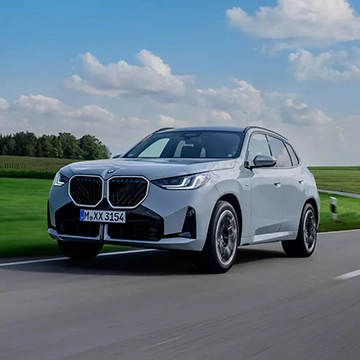 O BMW X3.