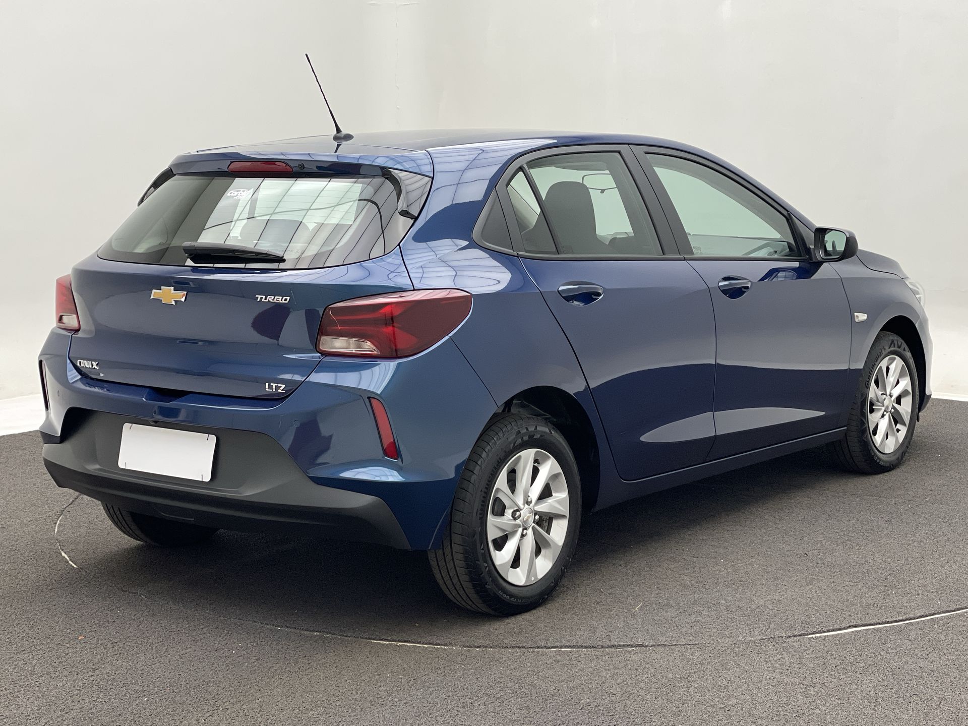 GM - Chevrolet-ONIX-ONIX HATCH LTZ 1.0 12V TB Flex 5p Mec.