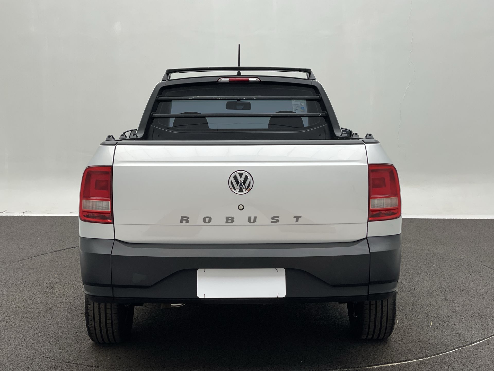 VW - Volkswagen-Saveiro-Saveiro Robust 1.6 Total Flex 8V