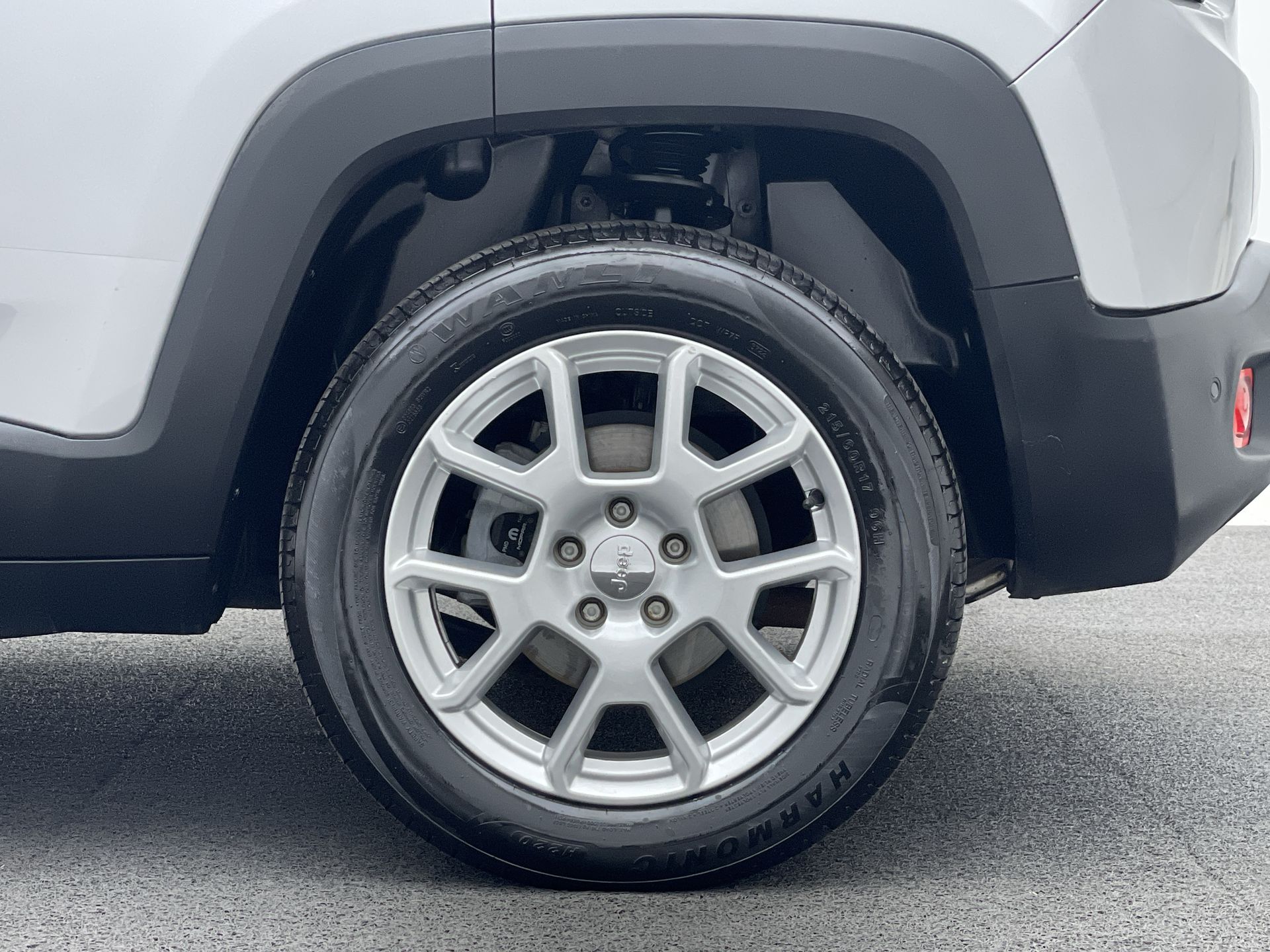 Renegade Sport 1.8 4x2 Flex 16V Aut.