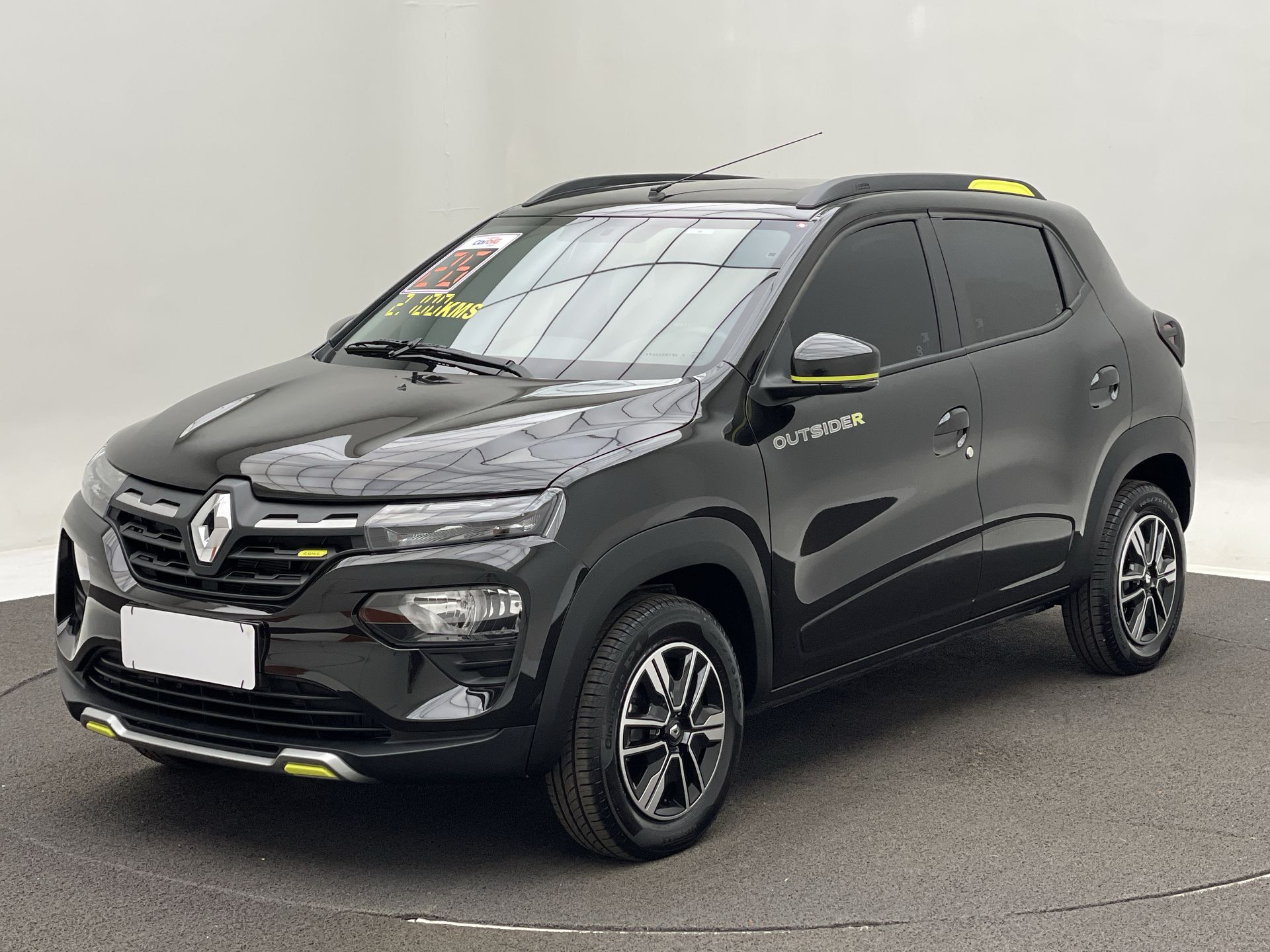 Renault-KWID-KWID OUTSIDER 1.0 Flex 12V 5p Mec.