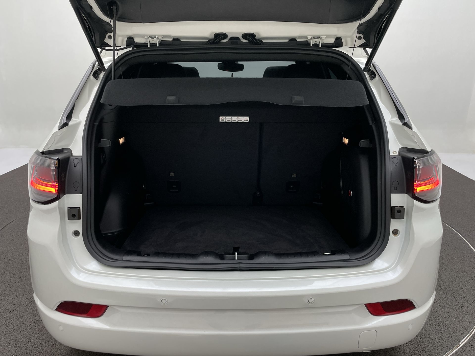 Jeep-COMPASS-COMPASS S T270 1.3 TB 4x2 Flex Aut.