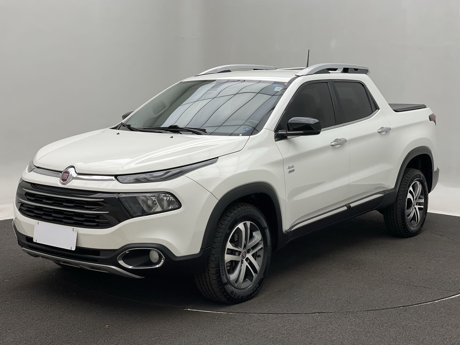 Fiat-TORO-Toro Volcano 2.0 16V 4x4 TB Diesel Aut.
