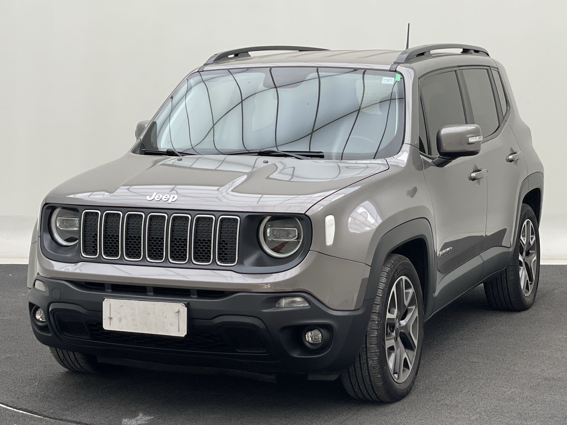 Renegade Longitude 1.8 4x2 Flex 16V Aut.