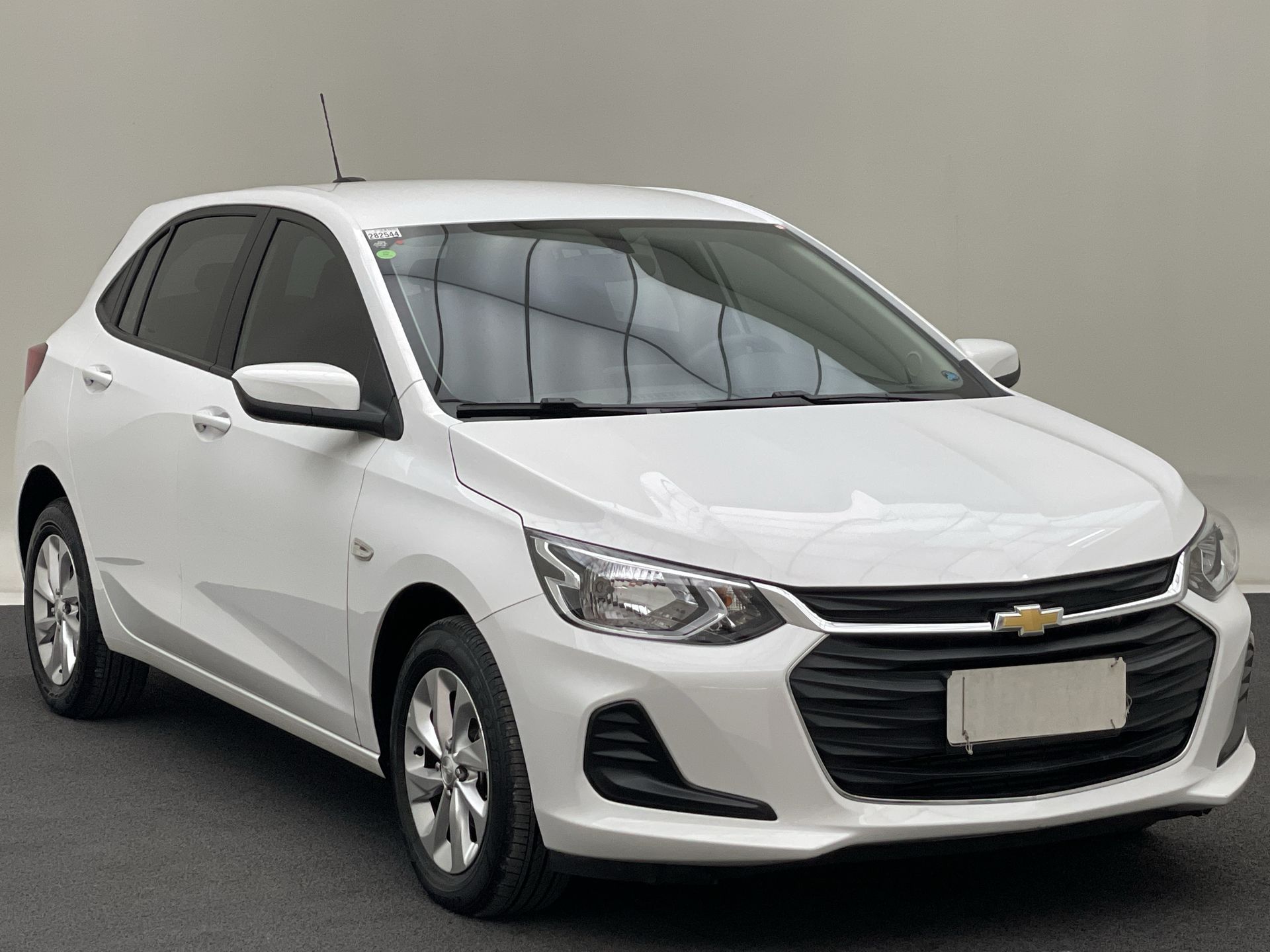 GM - Chevrolet-ONIX-ONIX HATCH LT 1.0 12V TB Flex 5p Mec.
