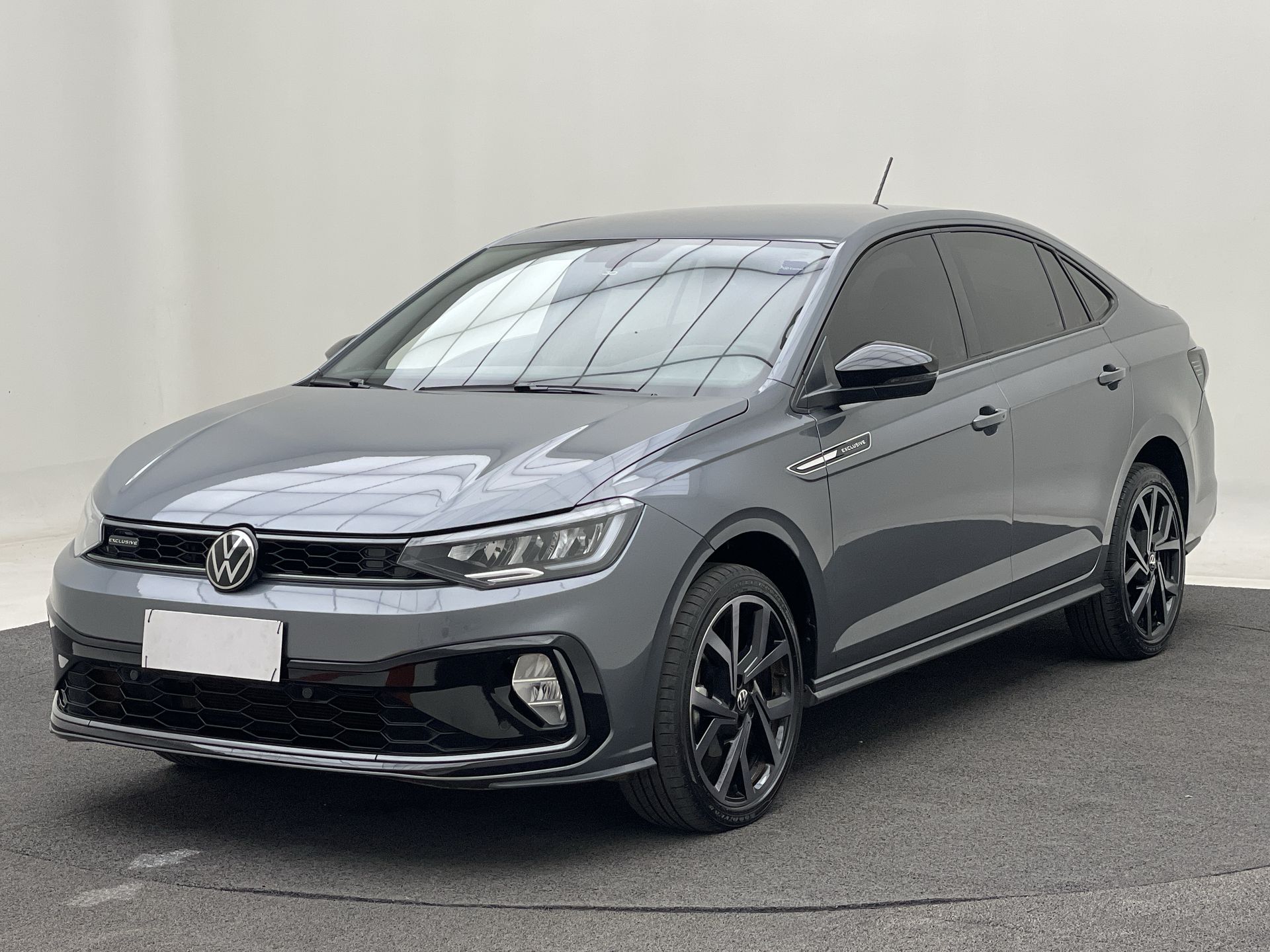 VIRTUS Exclusive 250TSI 1.4 Flex 16V Aut