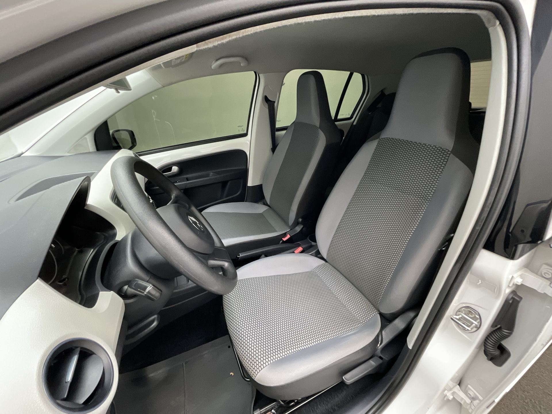 VW - Volkswagen-up!-up! move I MOTION 1.0 T. Flex 12V 5p