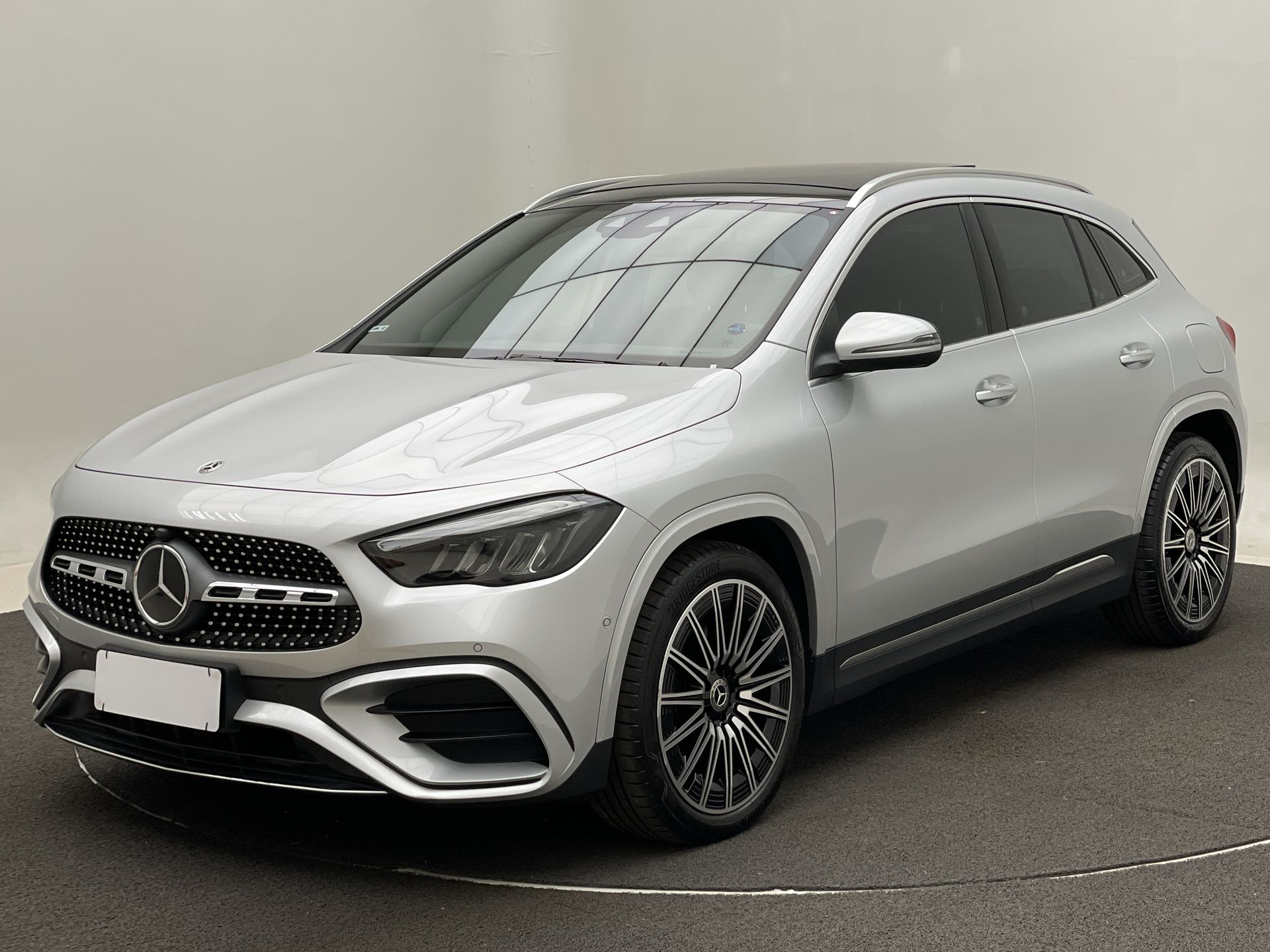GLA 200 AMG Line 1.3 16V TB Aut.
