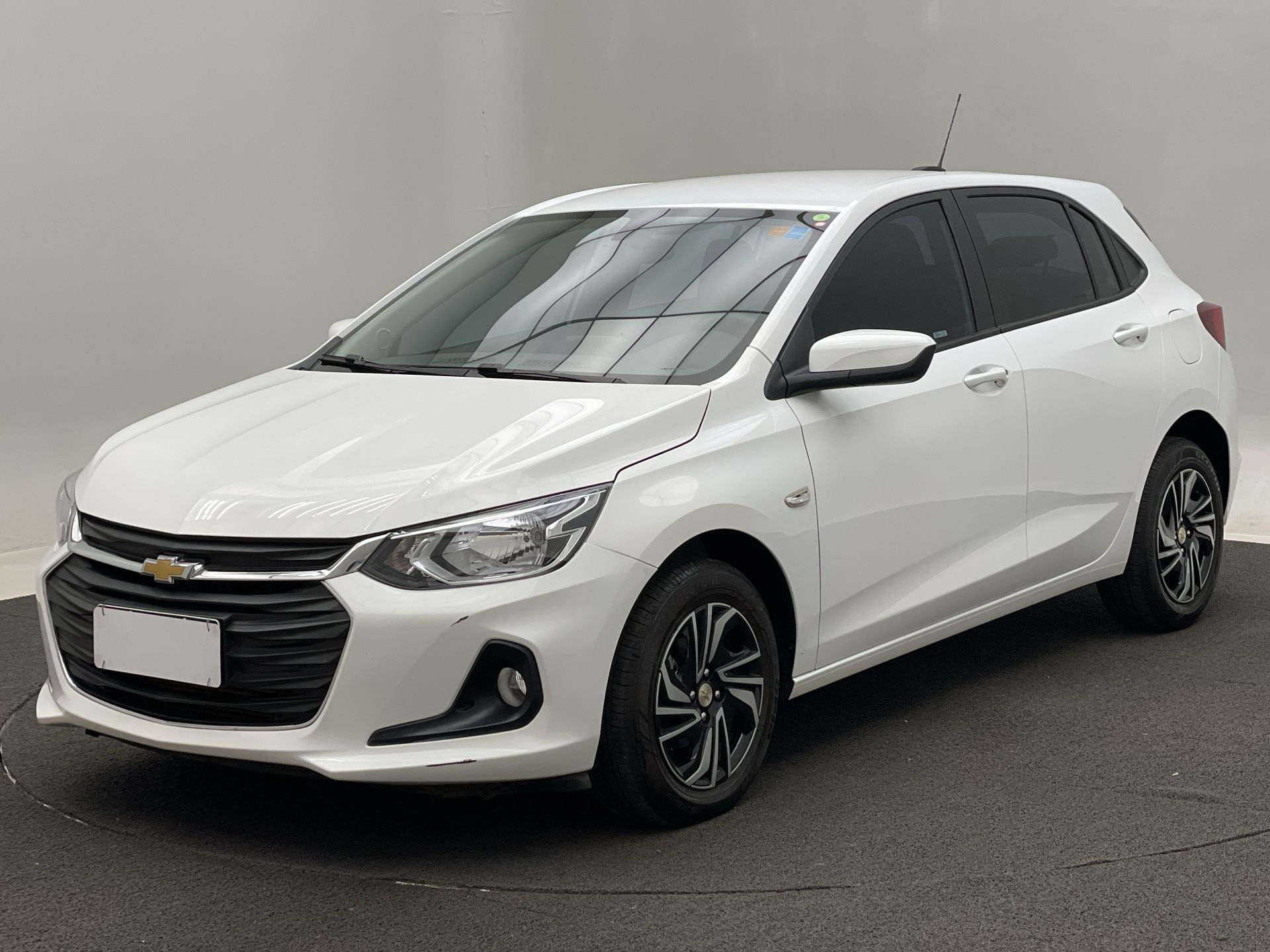 ONIX HATCH LT 1.0 12V Flex 5p Mec.