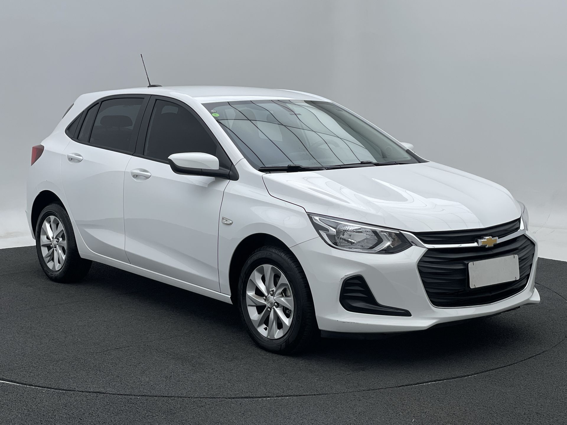 GM - Chevrolet-ONIX-ONIX HATCH LT 1.0 12V Flex 5p Mec.