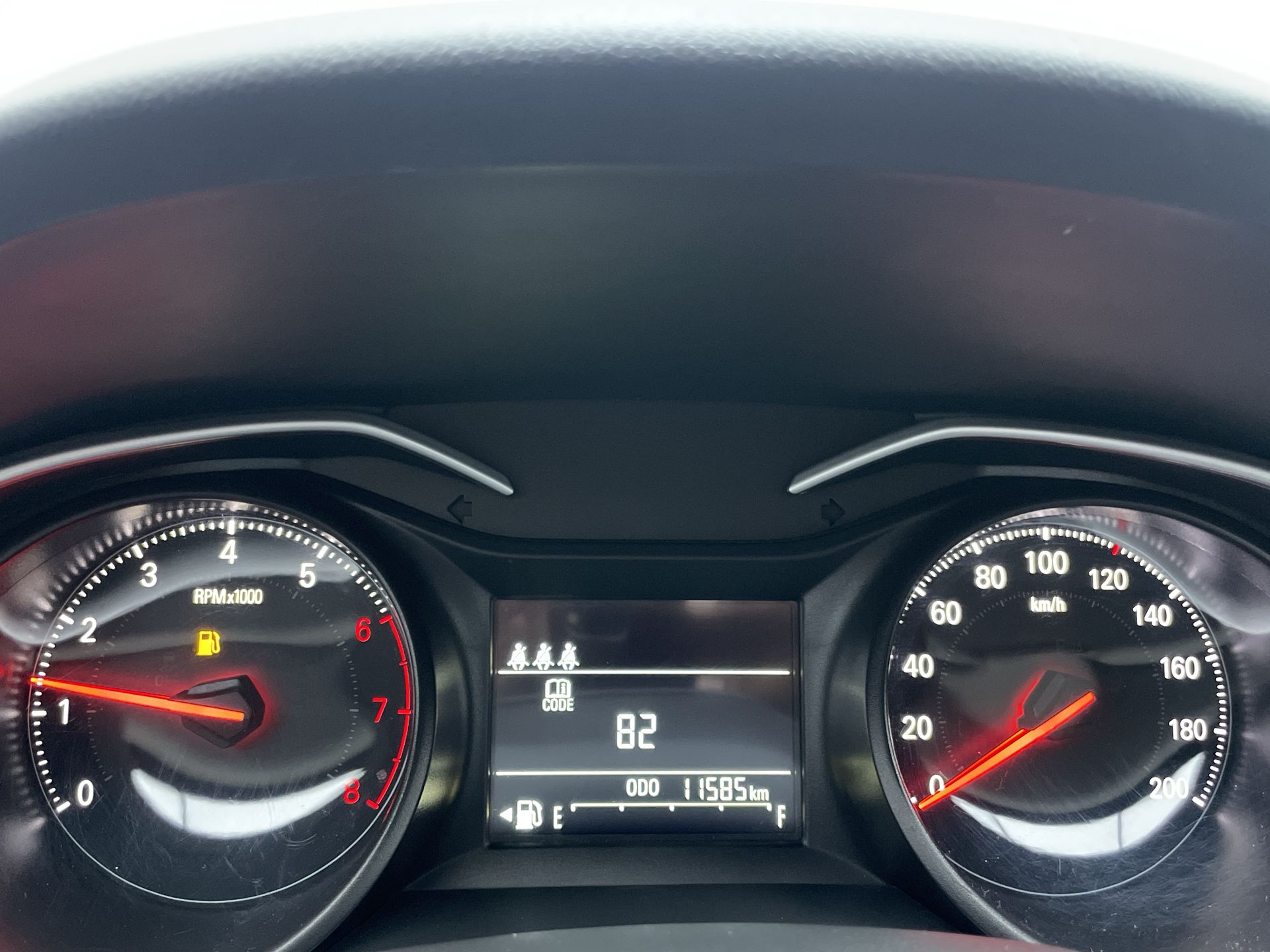GM - Chevrolet-ONIX-ONIX HATCH LT 1.0 12V Flex 5p Mec.