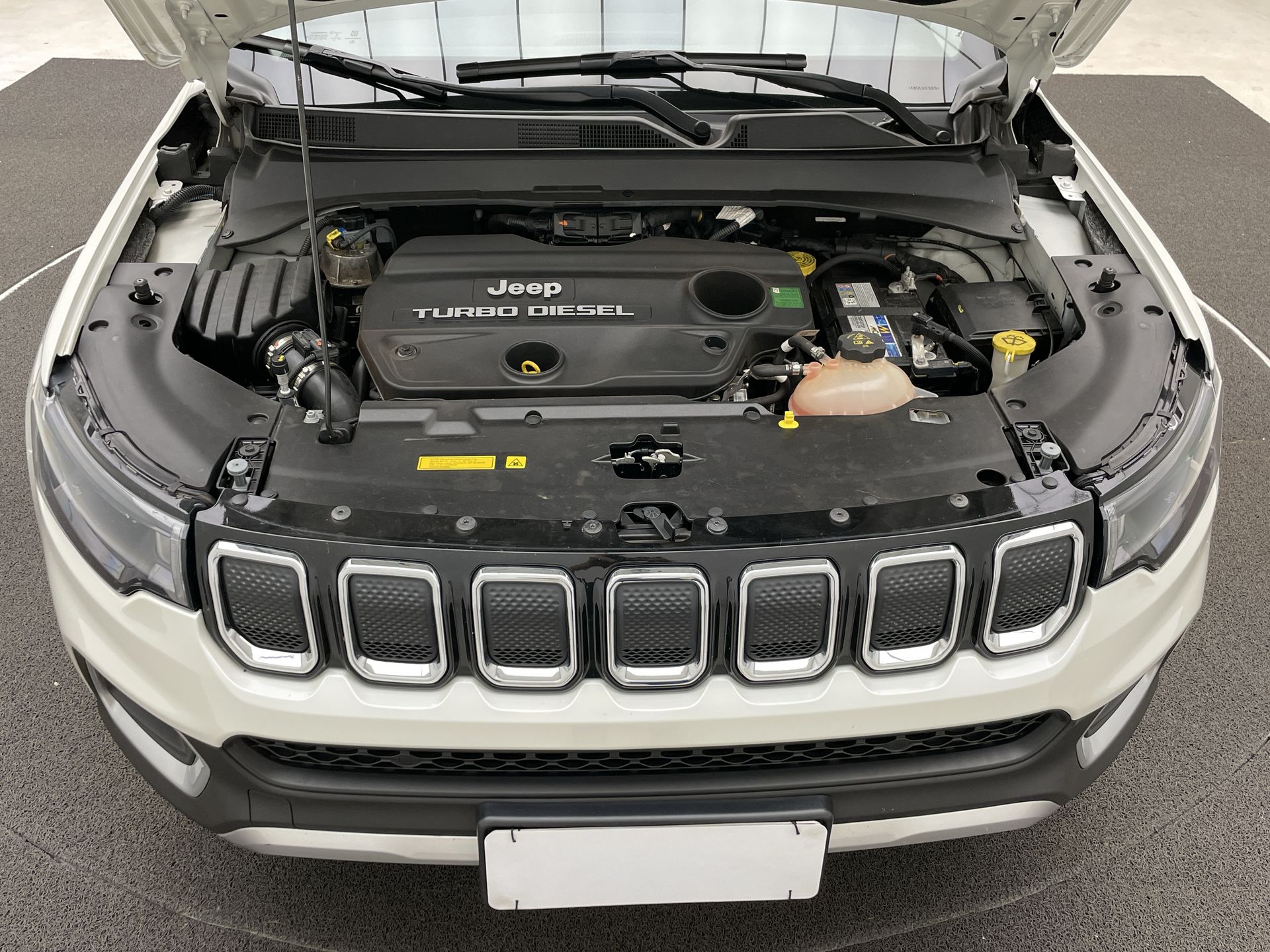 Jeep-COMPASS-COMPASS LONGITUDE 2.0 4x4 Dies. 16V Aut.