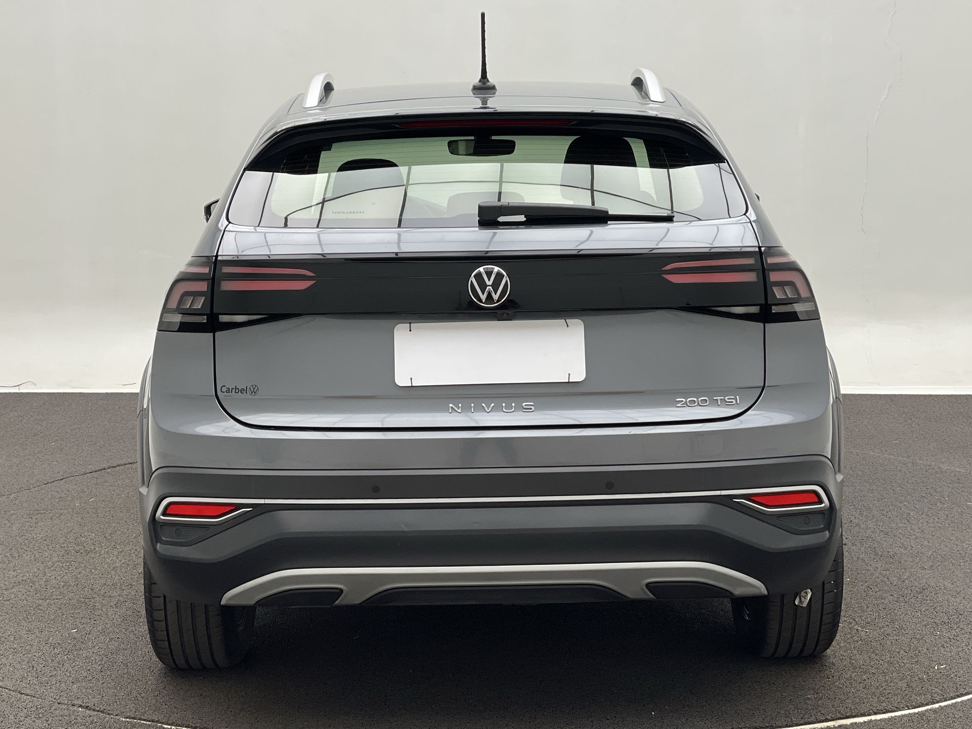 VW - Volkswagen-Nivus-Nivus Highline 1.0 200 TSI Flex Aut.