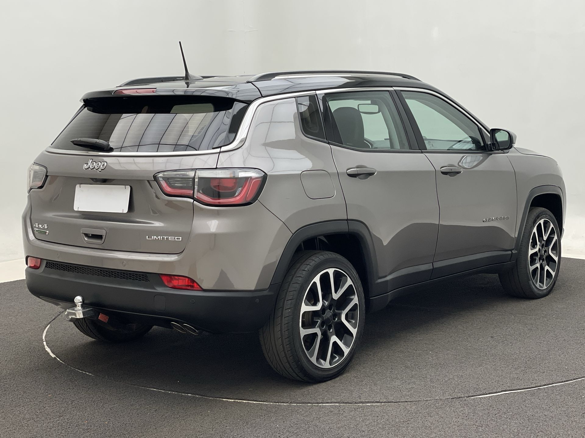 Jeep-COMPASS-COMPASS LIMITED 2.0 4x4 Diesel 16V Aut.