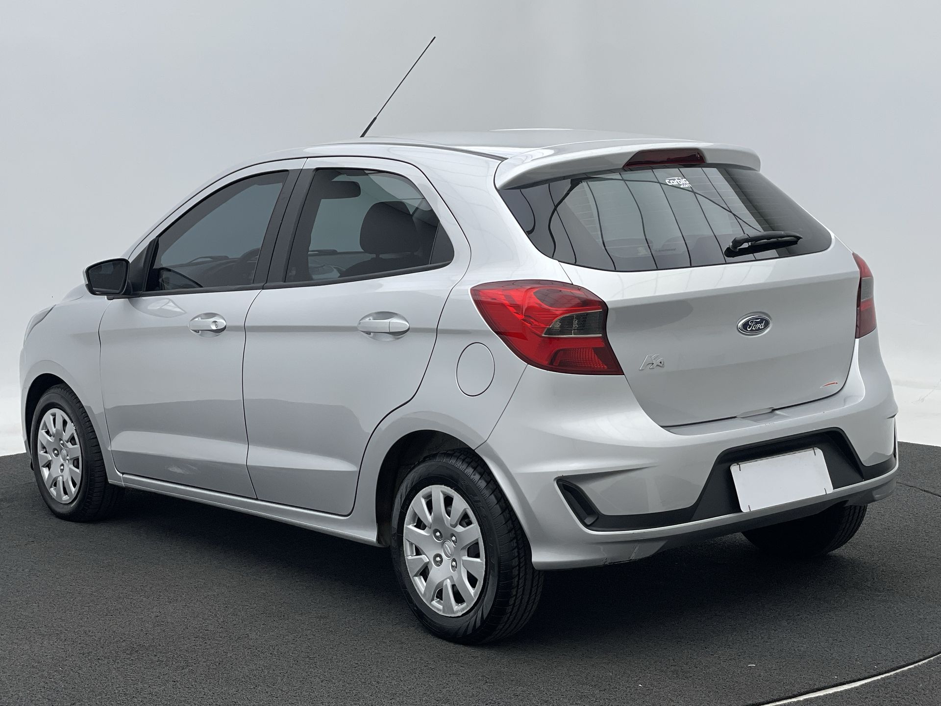 Ford-KA-Ka 1.0 SE/SE Plus TiVCT Flex 5p