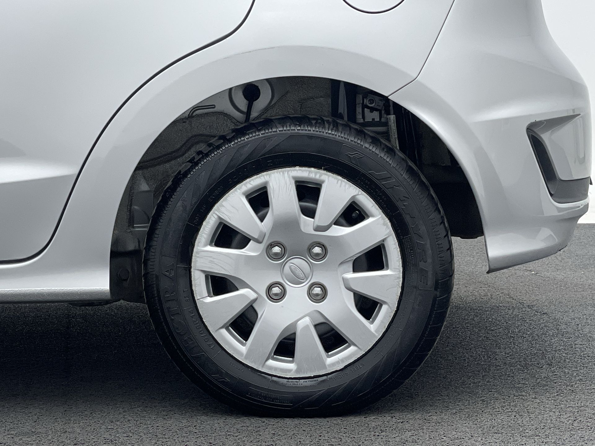 Ford-KA-Ka 1.0 SE/SE Plus TiVCT Flex 5p