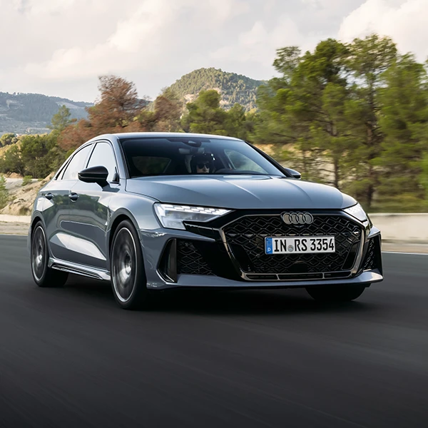 O design segue o desempenho.