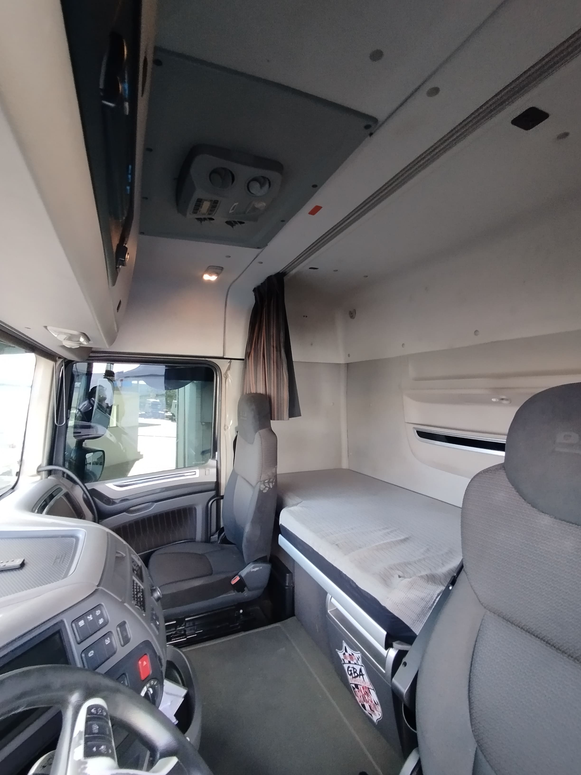 DAF-XF-XF FTT530 6x4 Space Cab (die)(E5)