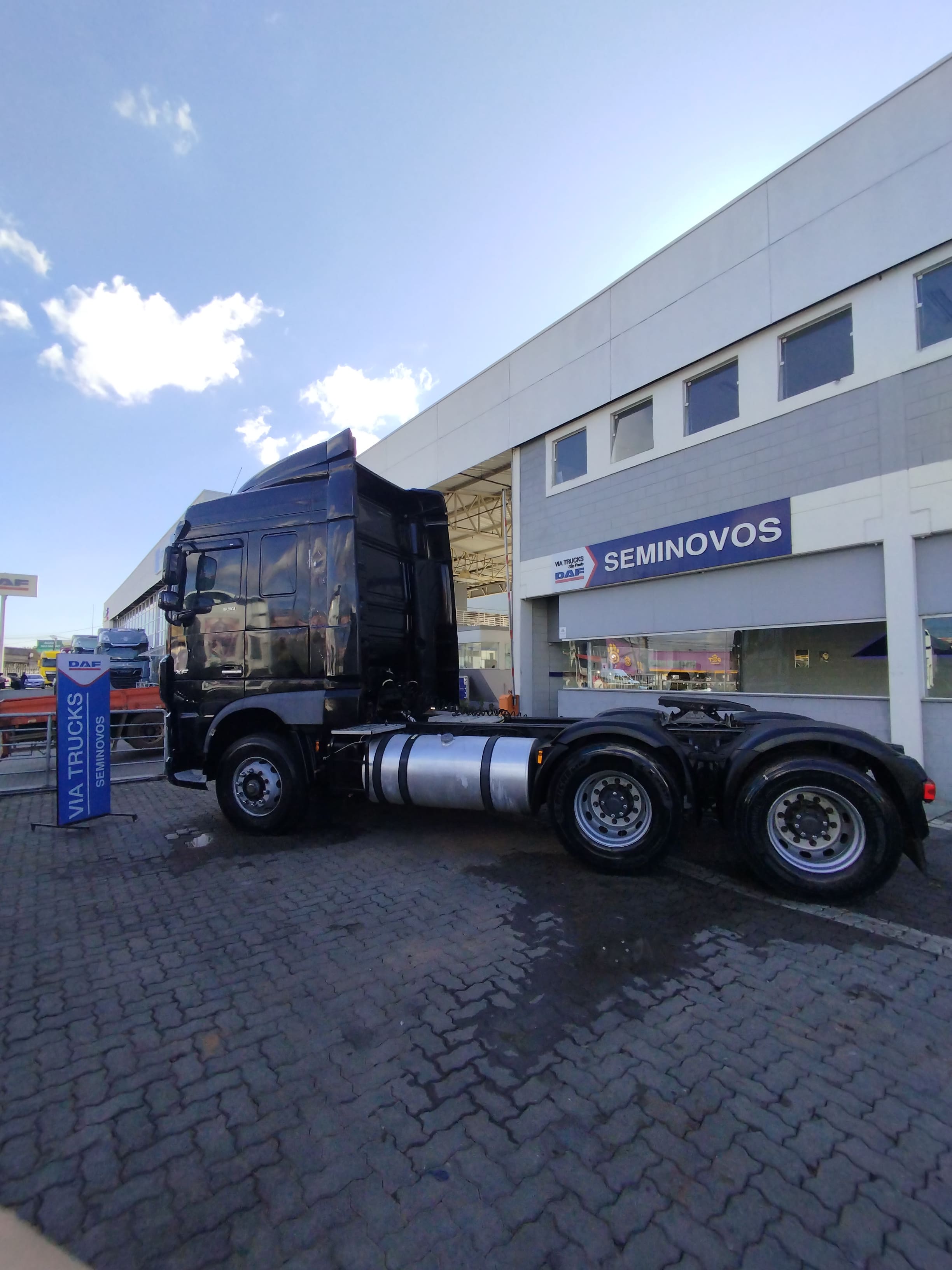 DAF-XF-XF FTT530 6x4 Space Cab (die)(E5)