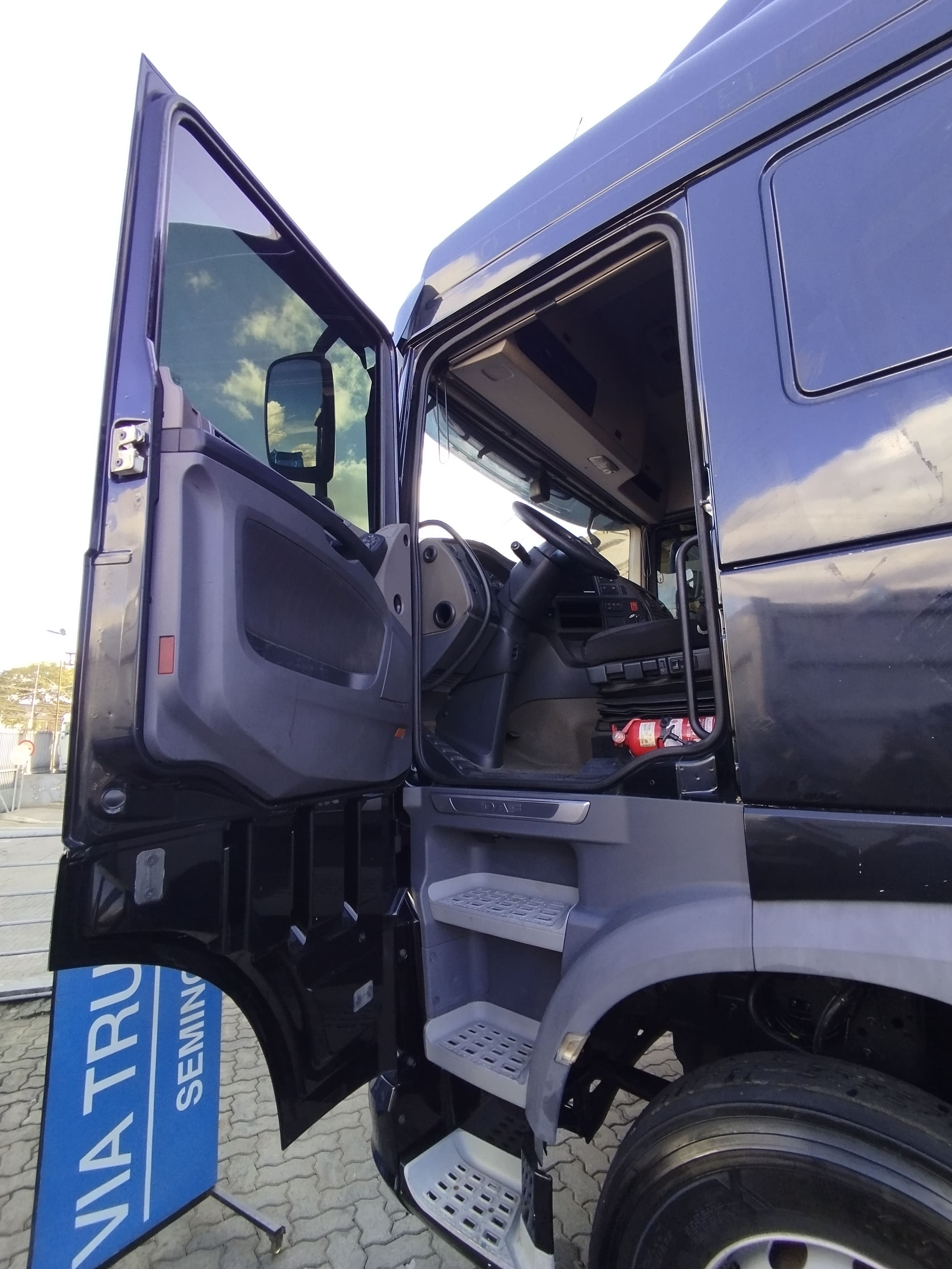 DAF-XF-XF FTT530 6x4 Space Cab (die)(E5)
