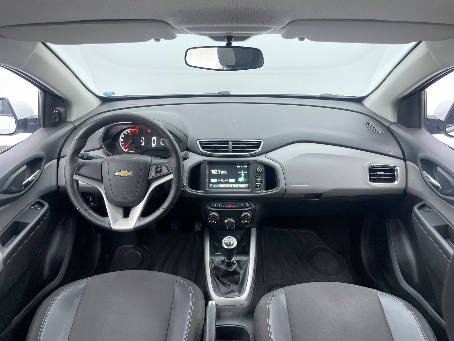GM - Chevrolet-ONIX-ONIX HATCH LT 1.0 8V FlexPower 5p Mec.