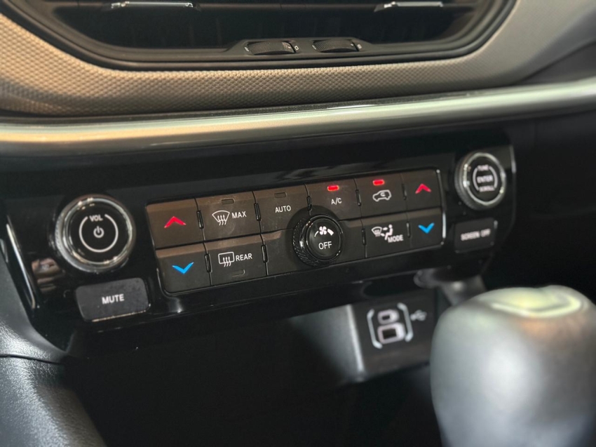 JEEP-COMPASS-1.3 T270 TURBO FLEX LONGITUDE AT6